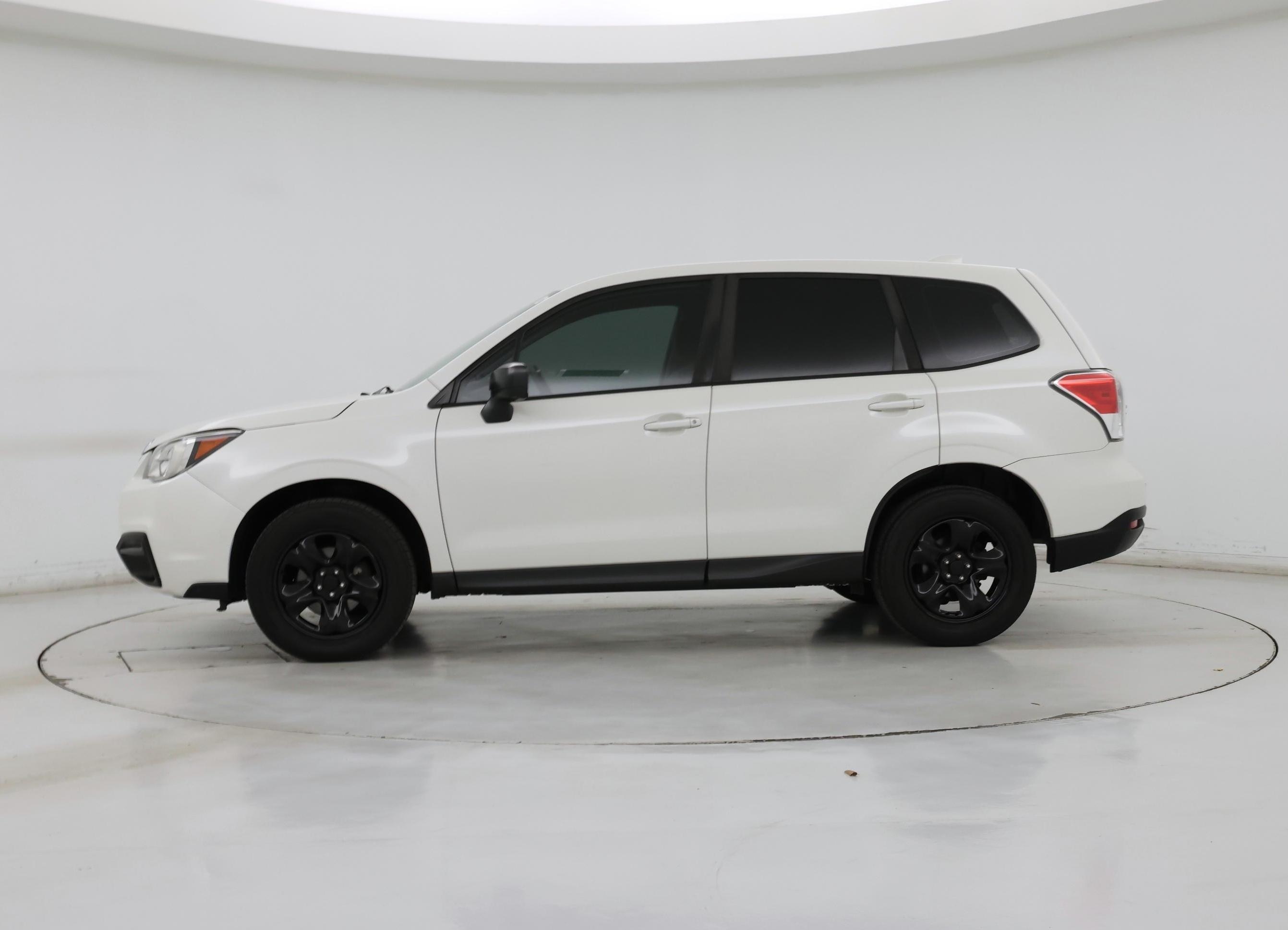 Thumbnail: 2017 Subaru Forester - 3