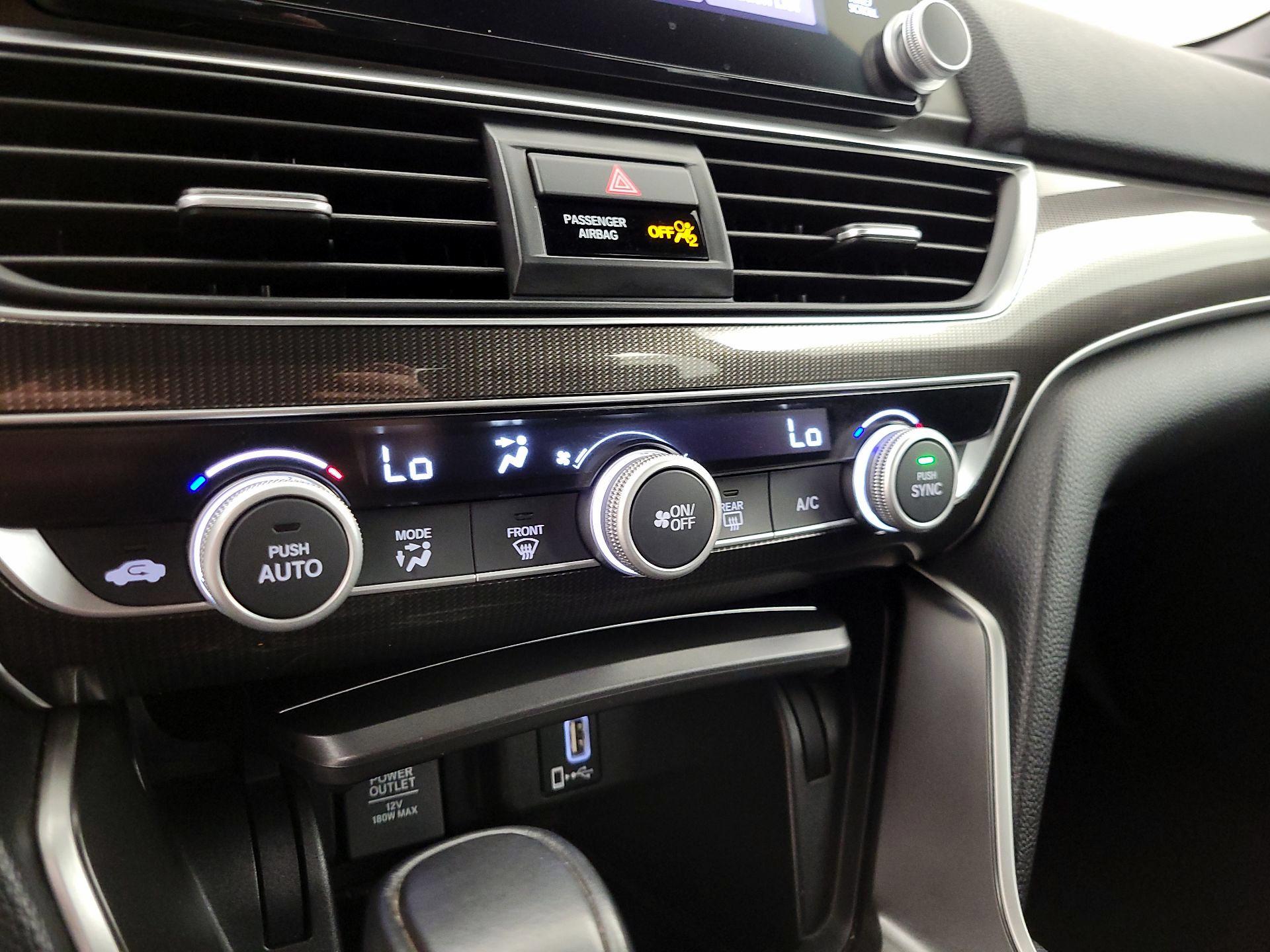 Thumbnail: 2018 Honda Accord - 16