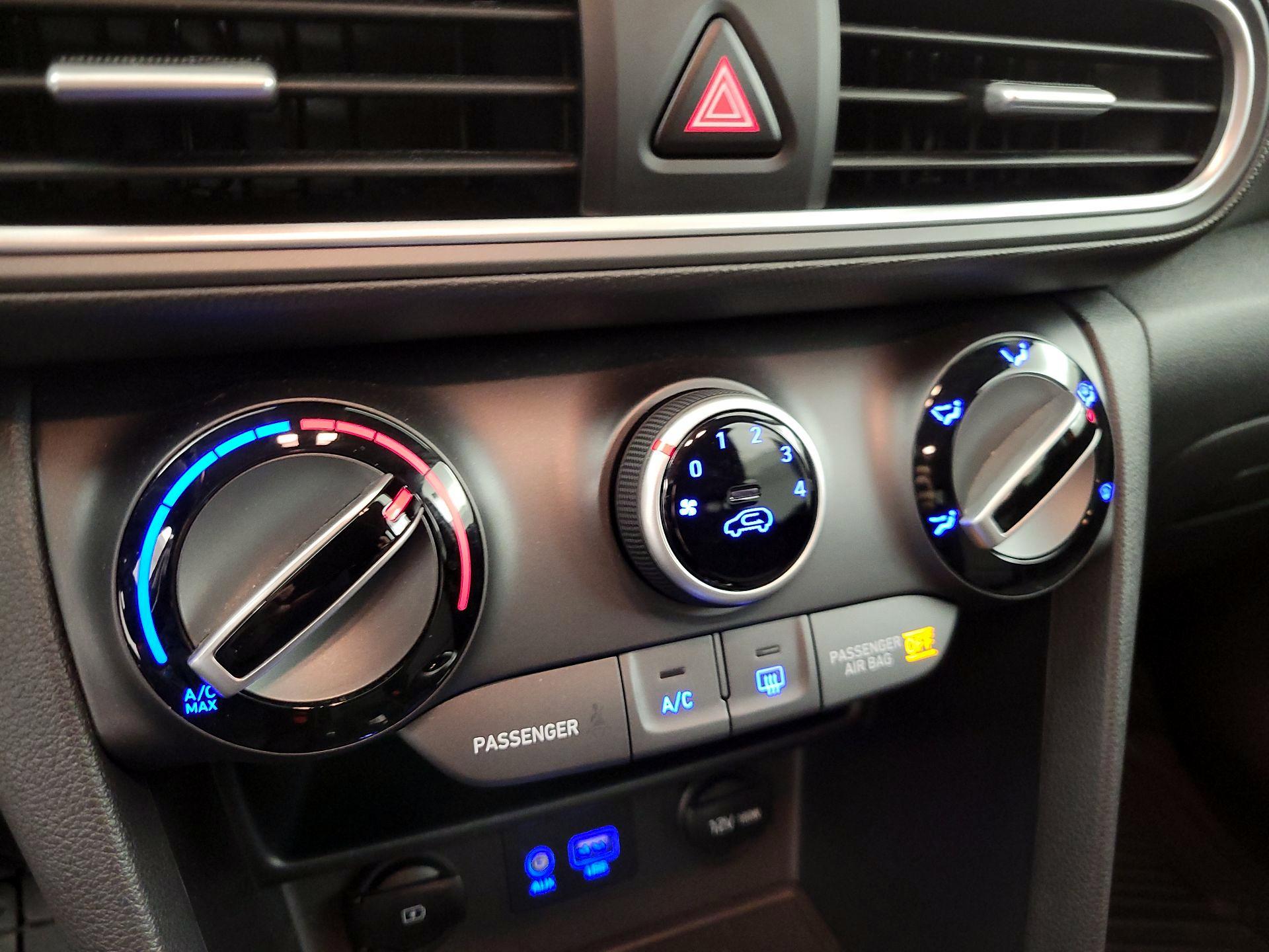 Thumbnail: 2019 Hyundai Kona - 16