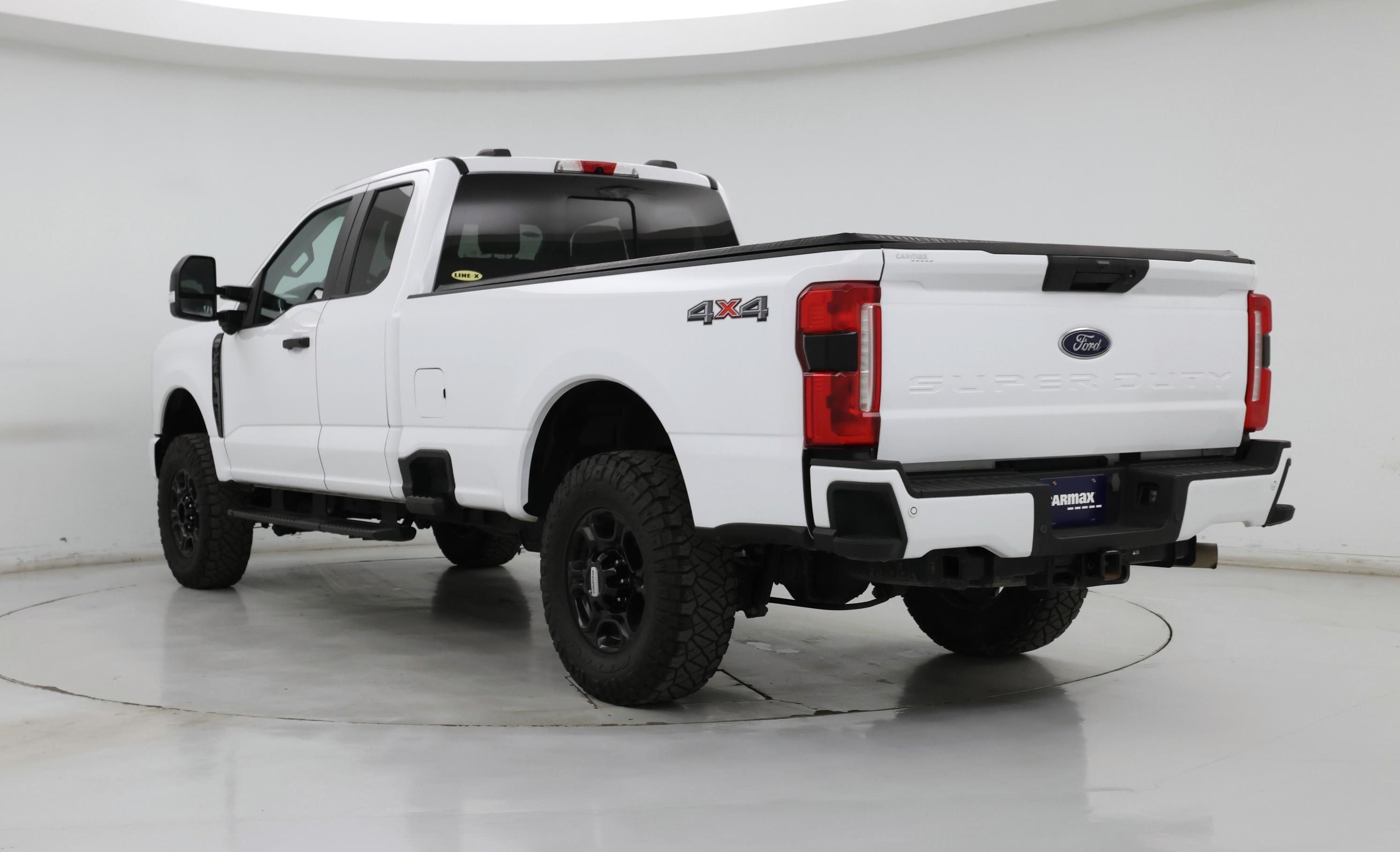 Thumbnail: 2023 Ford F-250 - 2