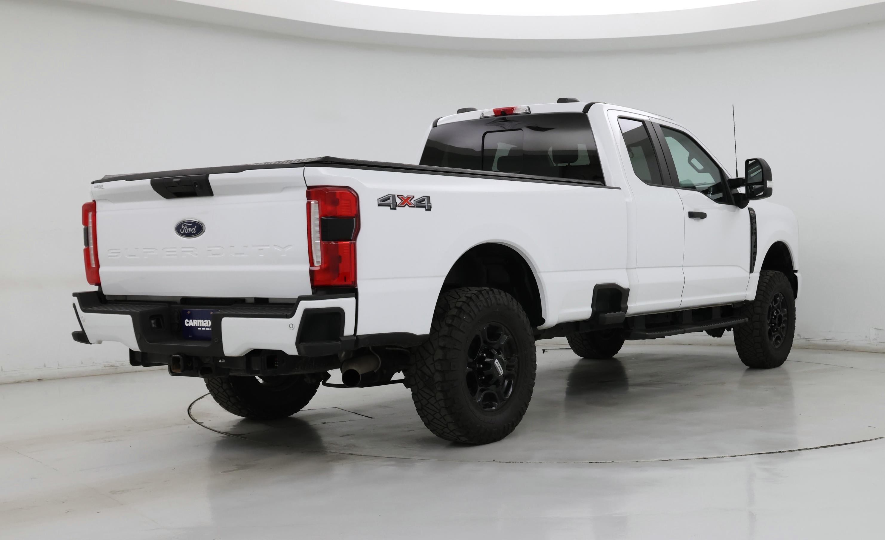 Thumbnail: 2023 Ford F-250 - 8