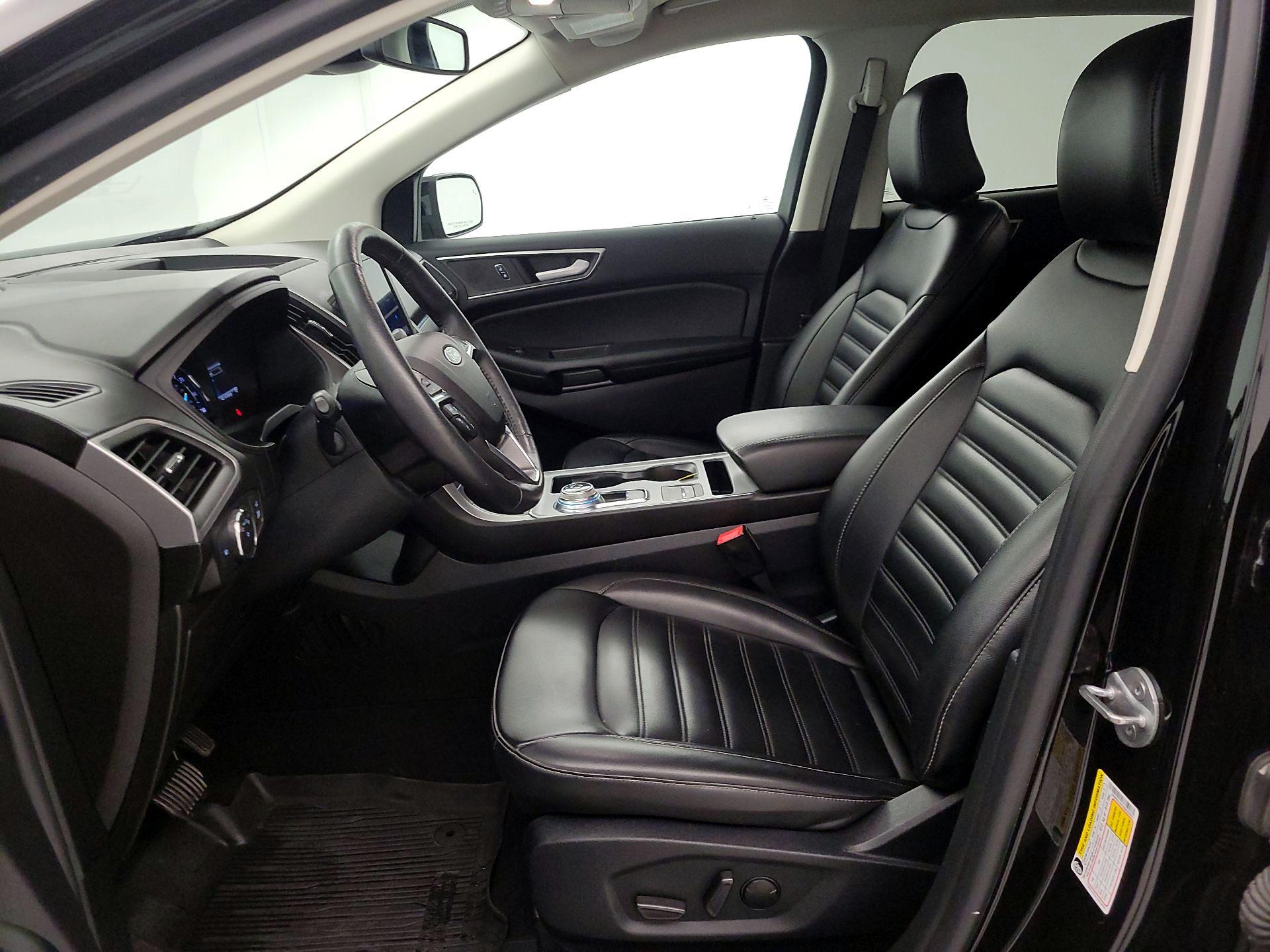 Thumbnail: 2022 Ford Edge - 11