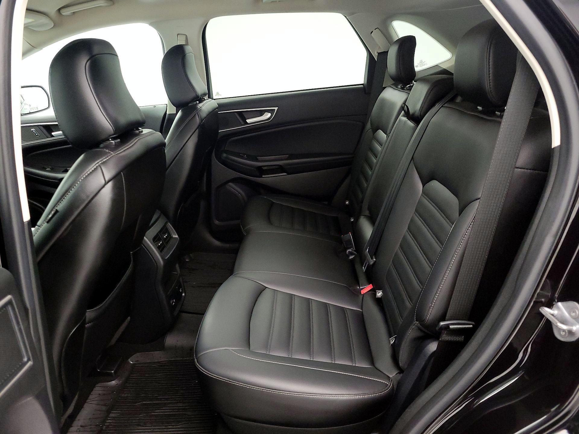 Thumbnail: 2022 Ford Edge - 20