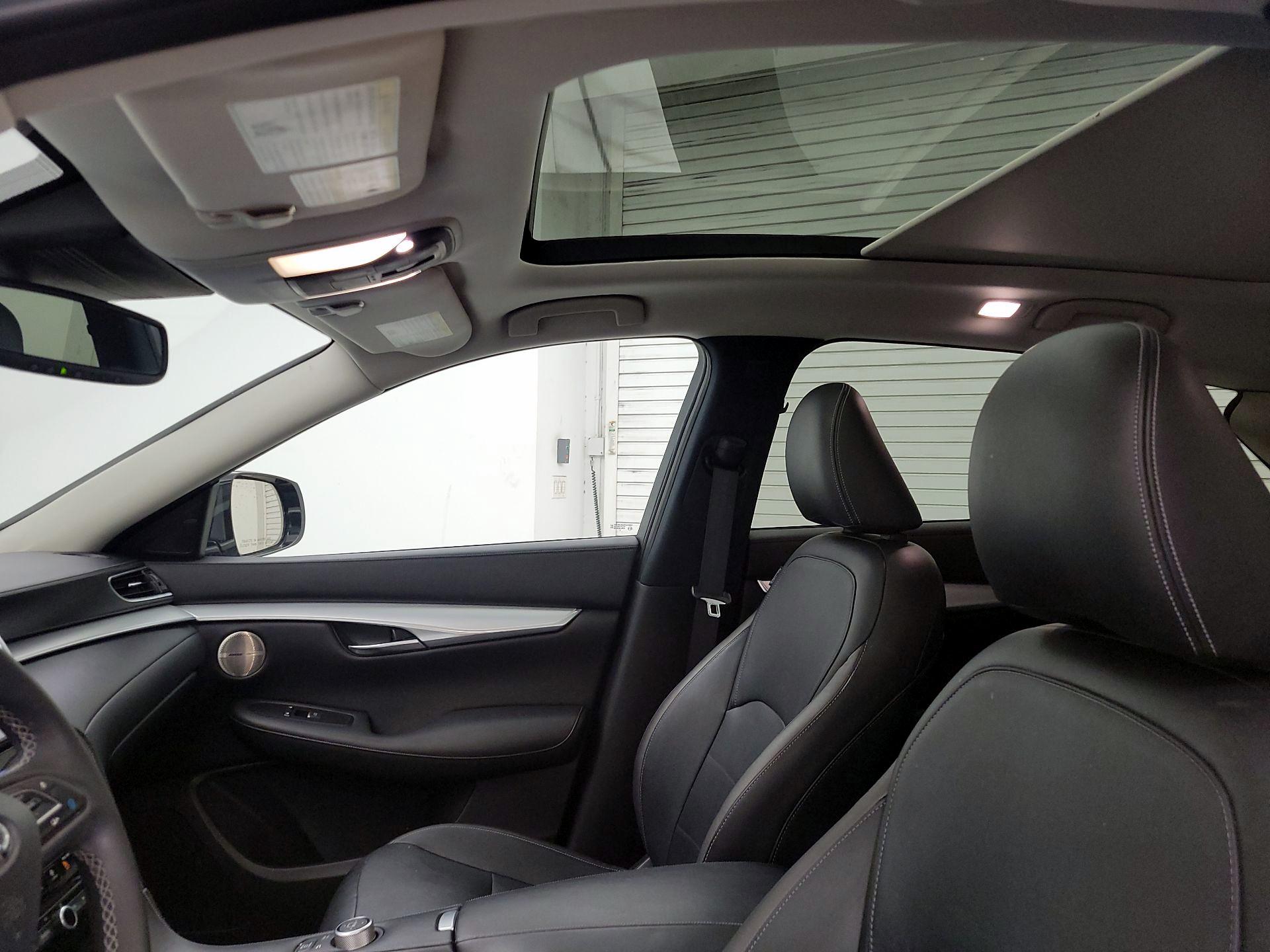 Thumbnail: 2019 INFINITI QX50 - 20