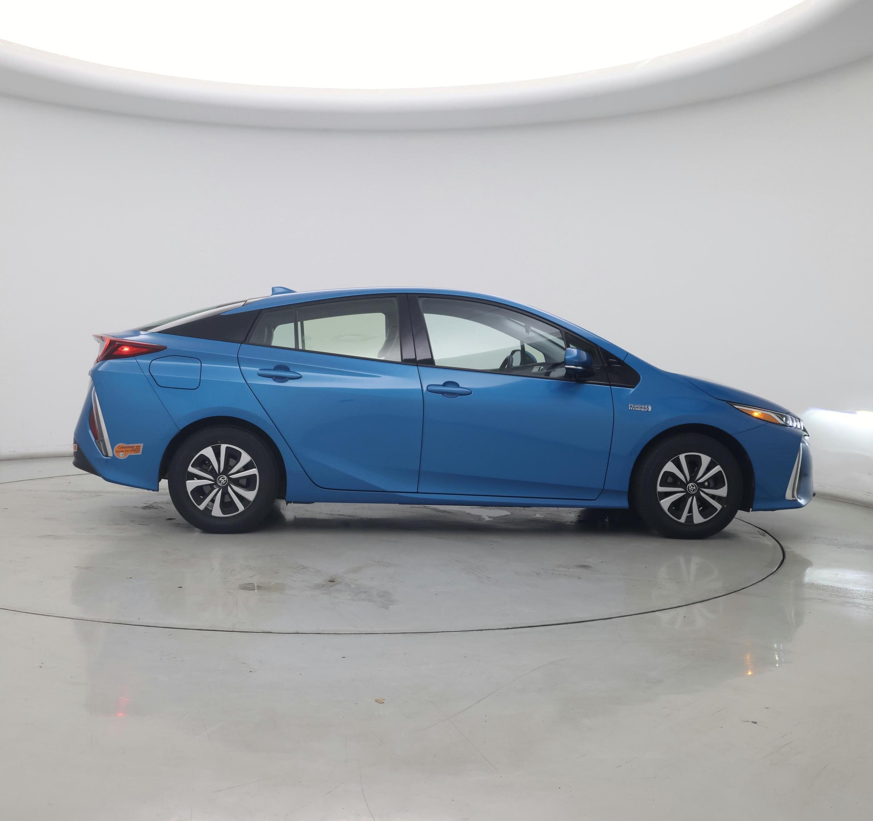 Thumbnail: 2019 Toyota Prius Prime - 7