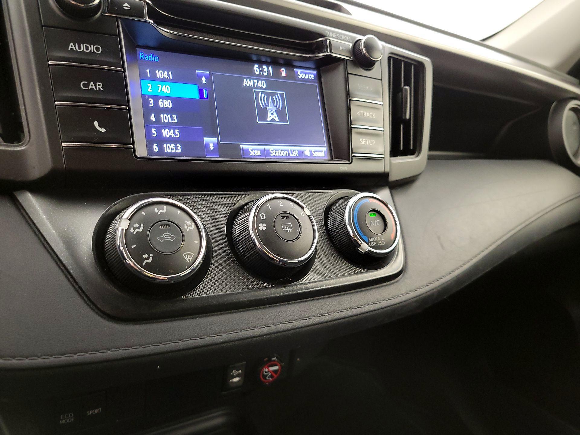 Thumbnail: 2017 Toyota RAV4 - 16