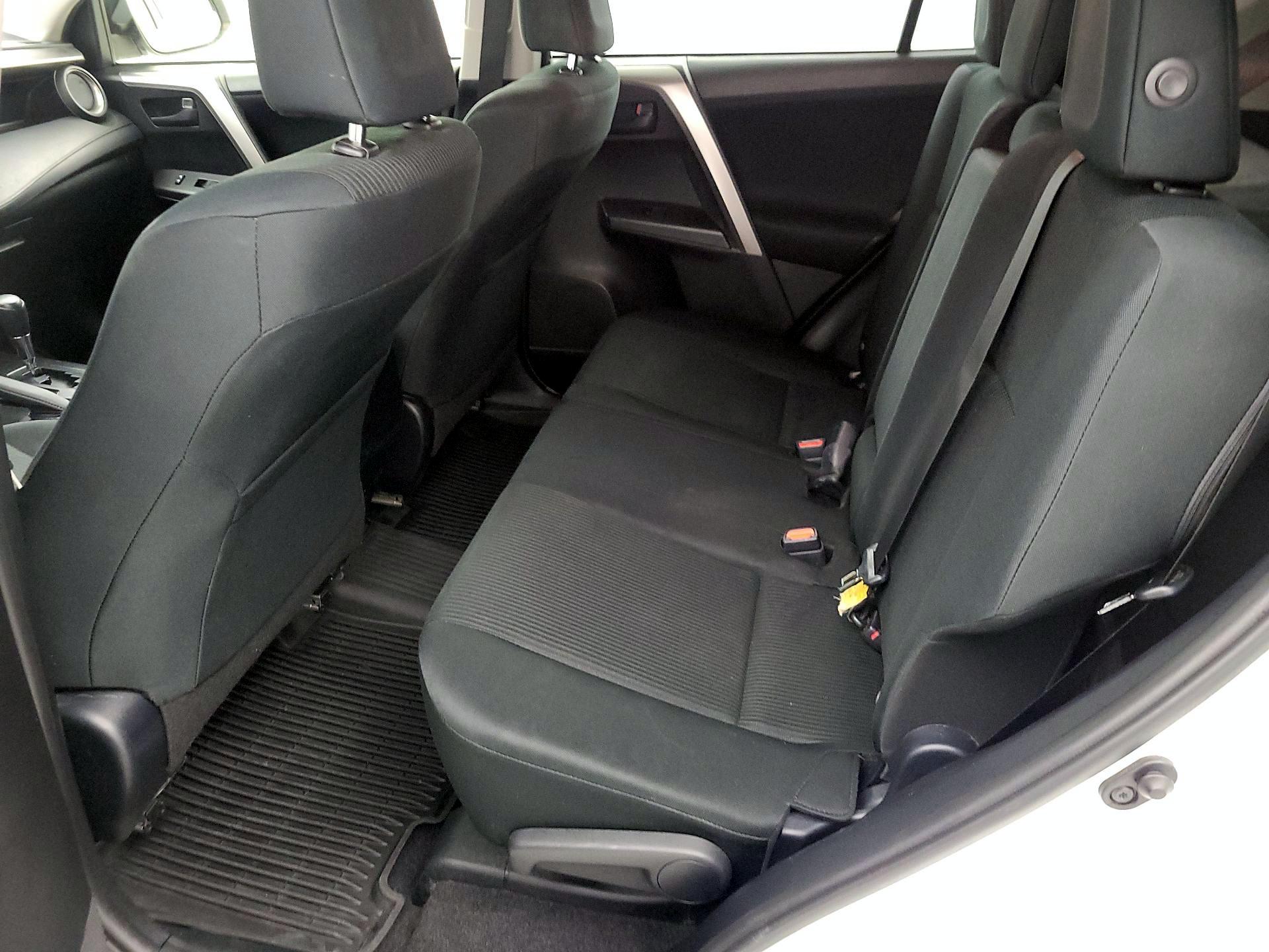 Thumbnail: 2017 Toyota RAV4 - 19