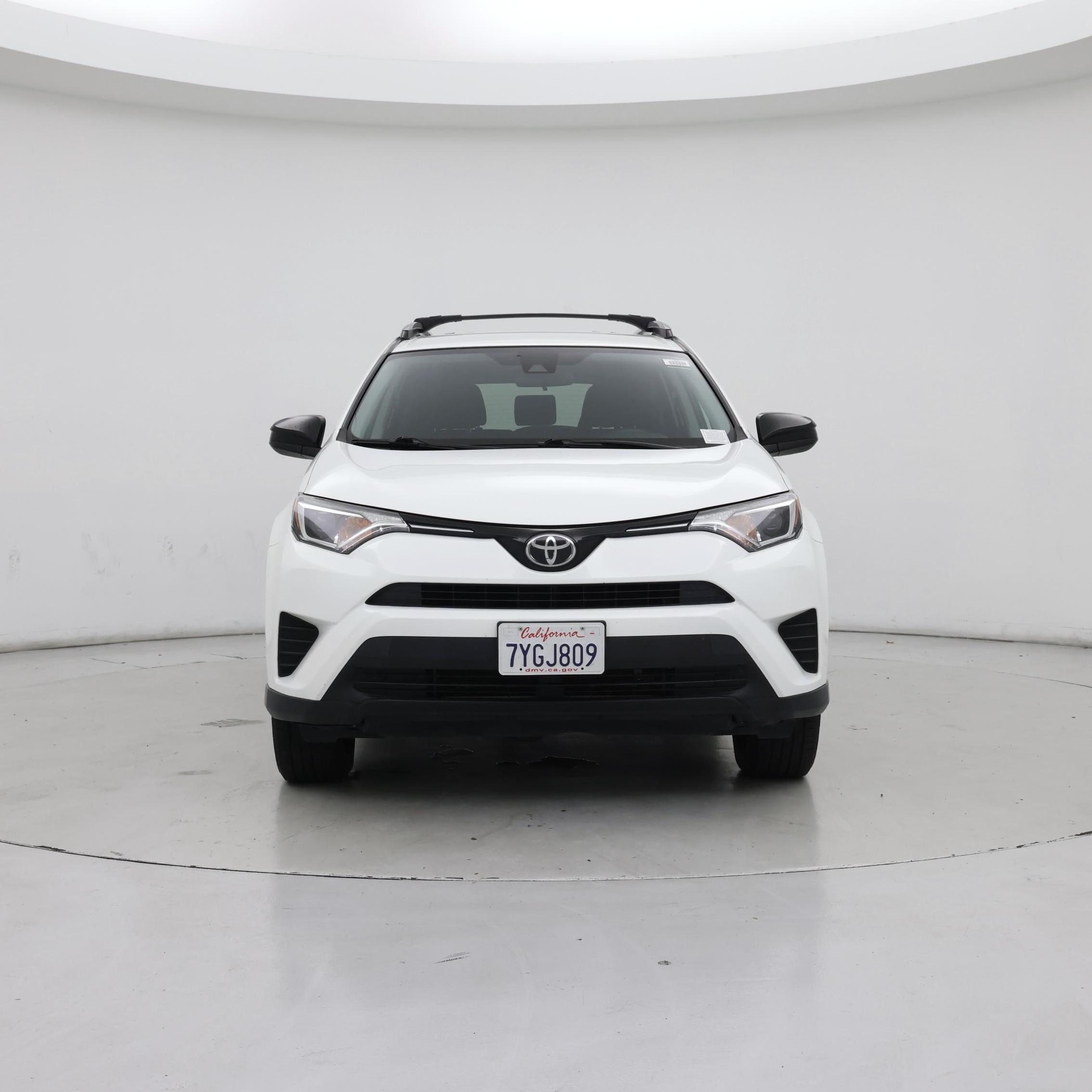 Thumbnail: 2017 Toyota RAV4 - 5