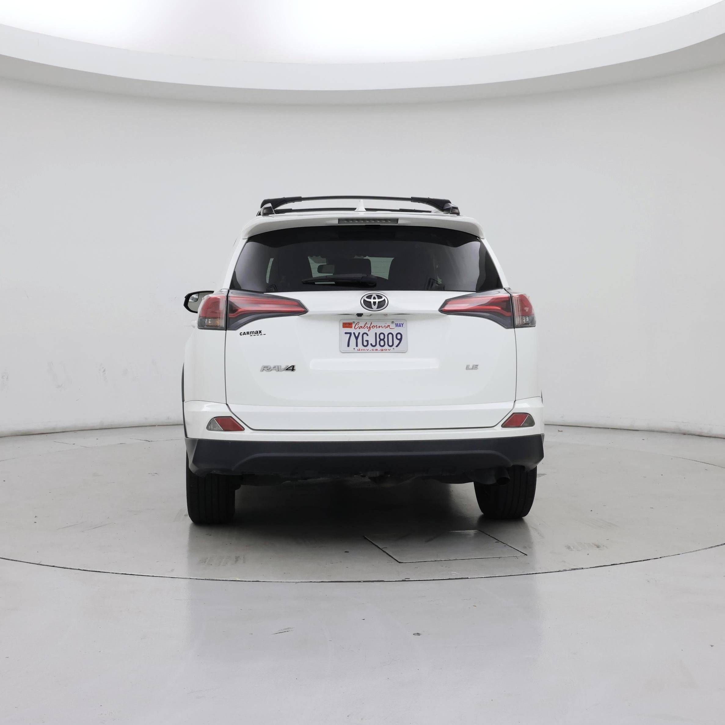 Thumbnail: 2017 Toyota RAV4 - 6