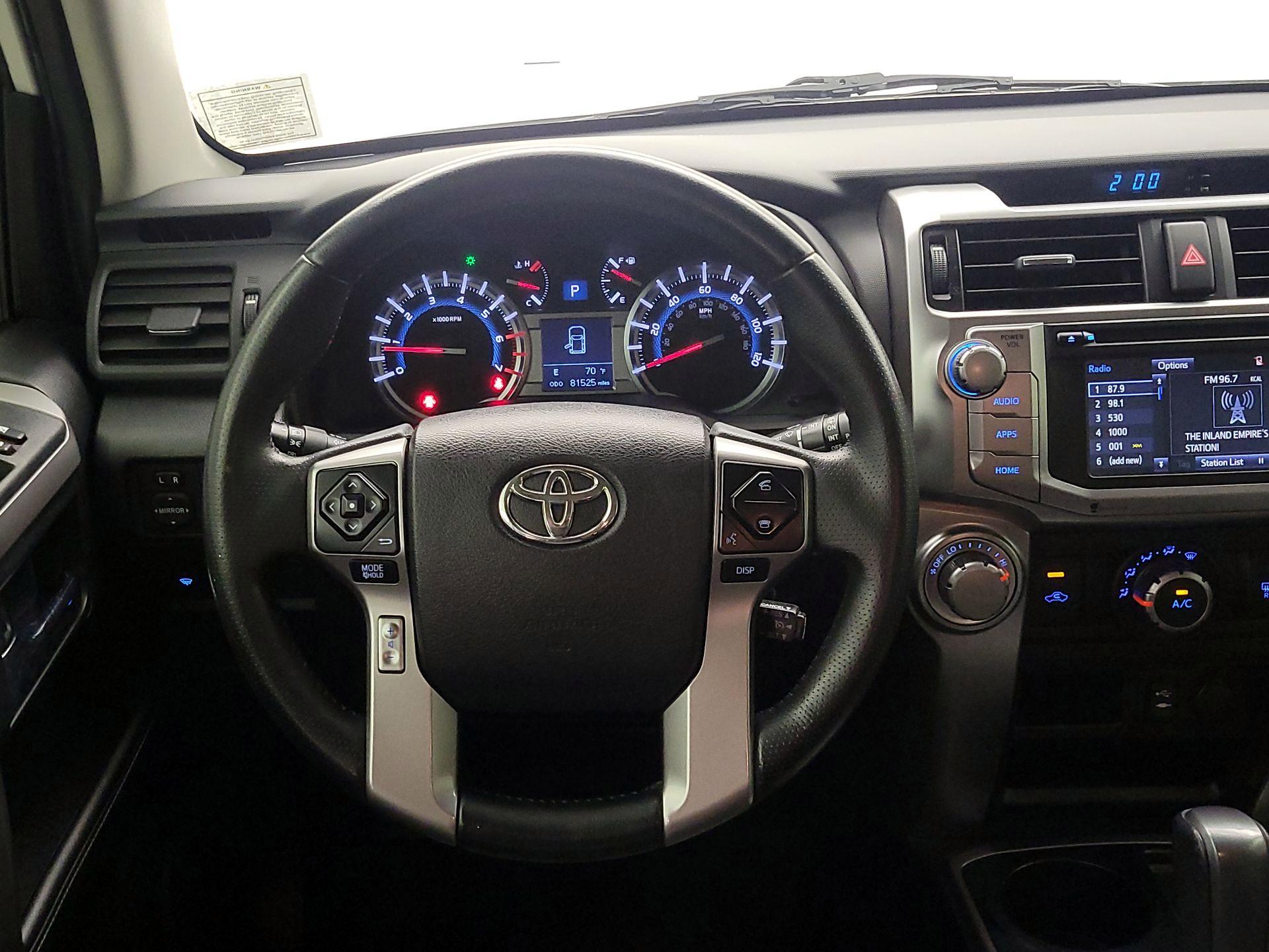 Thumbnail: 2014 Toyota 4Runner - 10