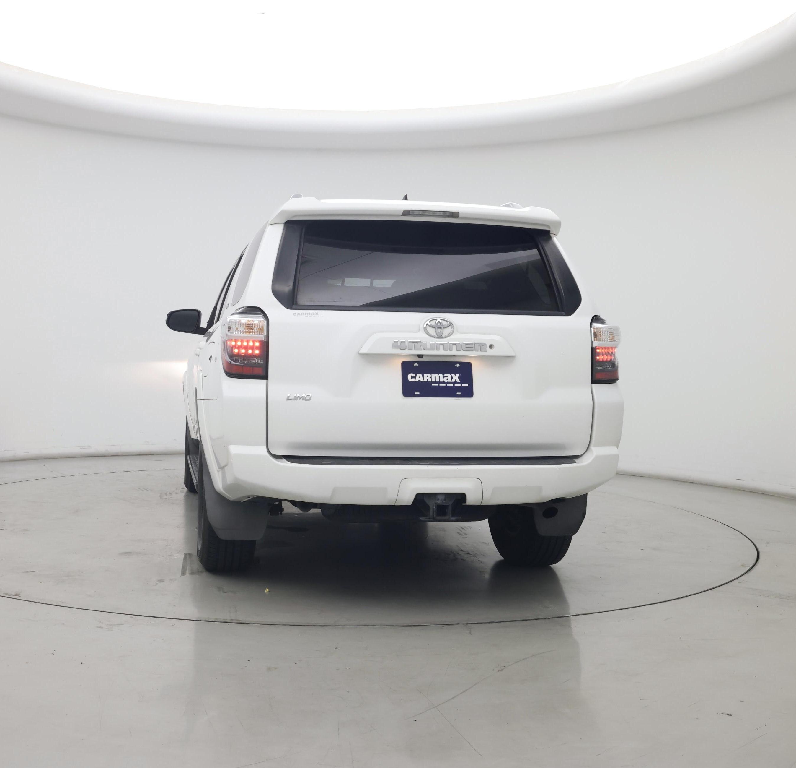 Thumbnail: 2014 Toyota 4Runner - 6