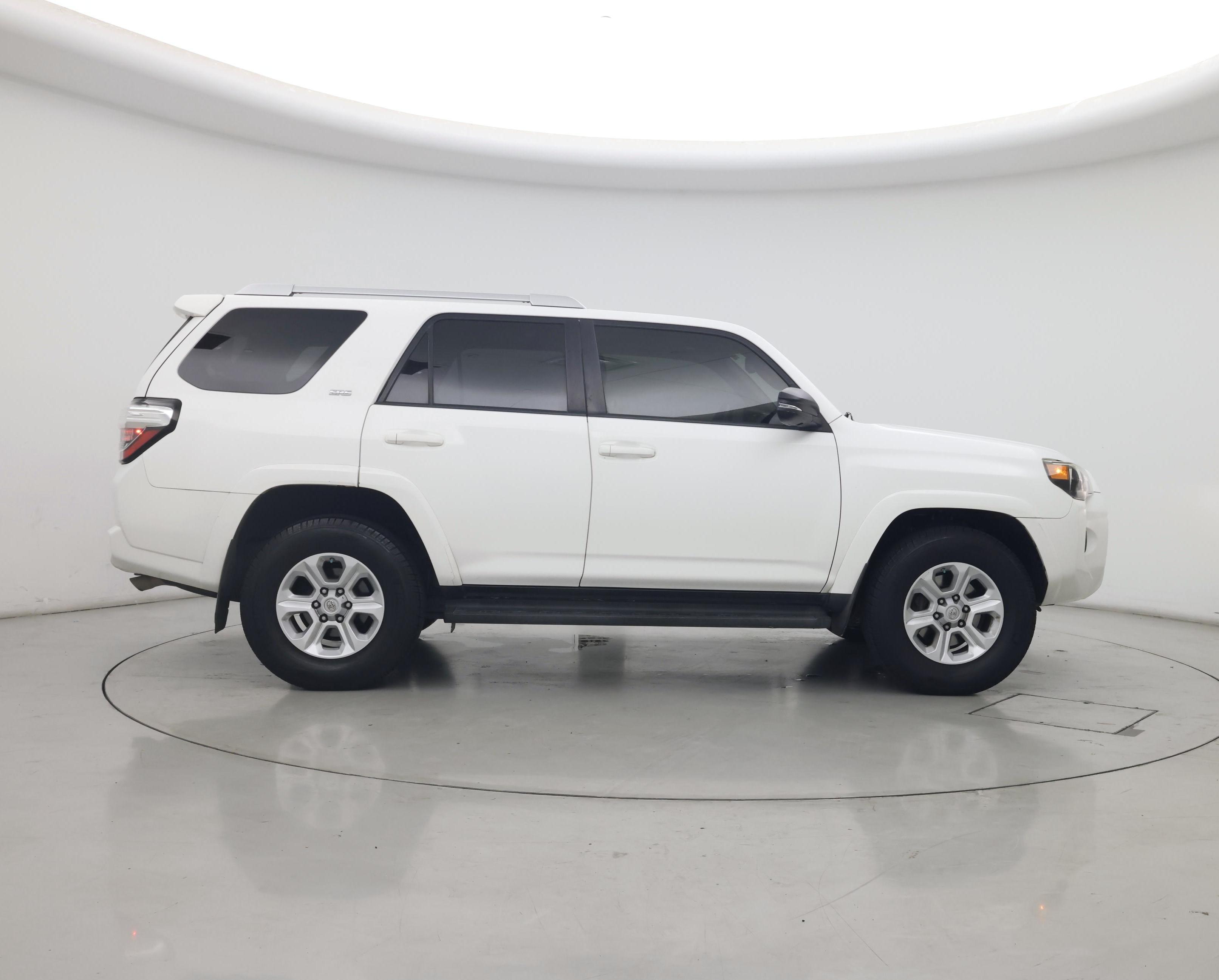 Thumbnail: 2014 Toyota 4Runner - 7