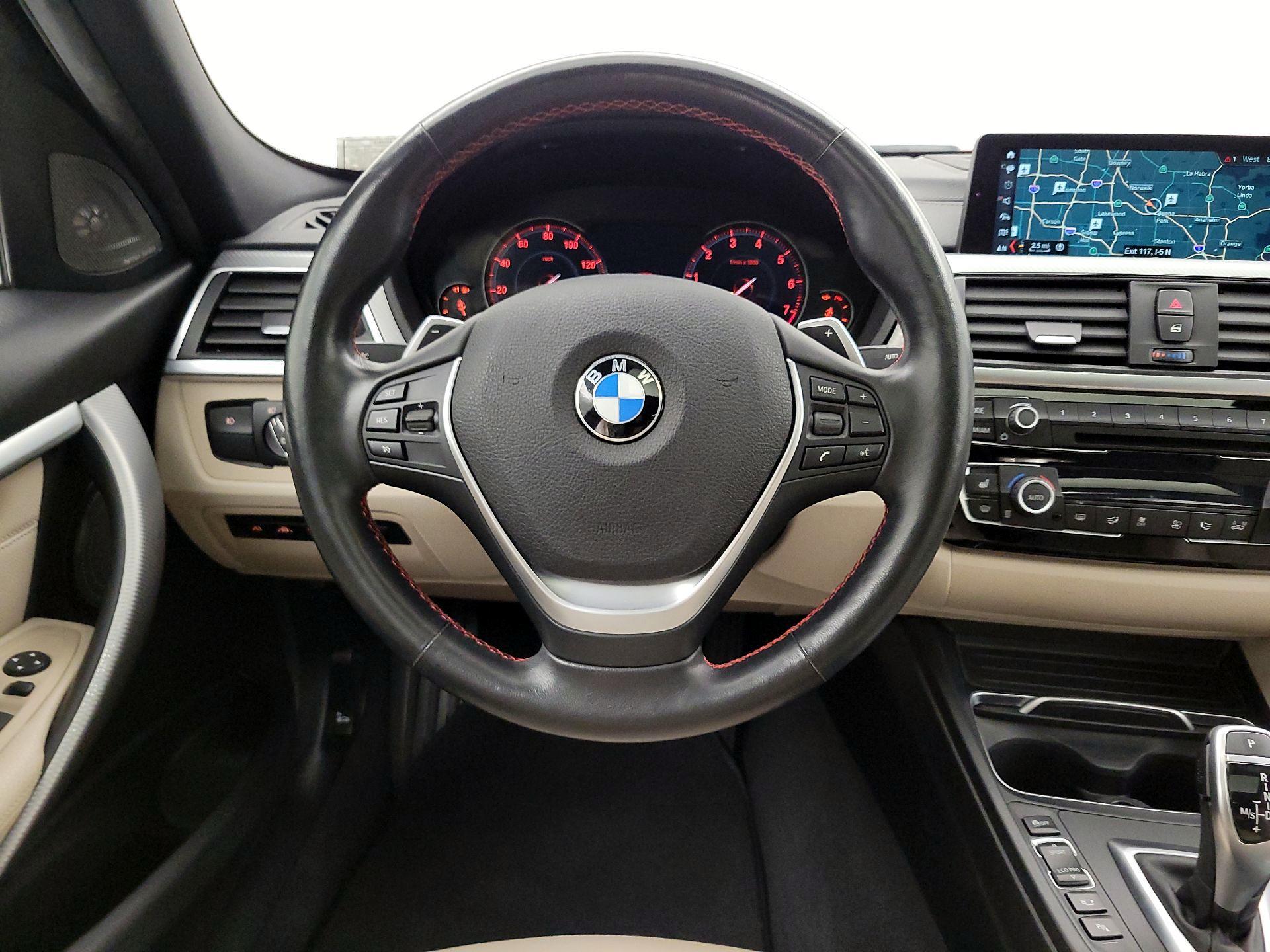 Thumbnail: 2018 BMW 3 Series - 10