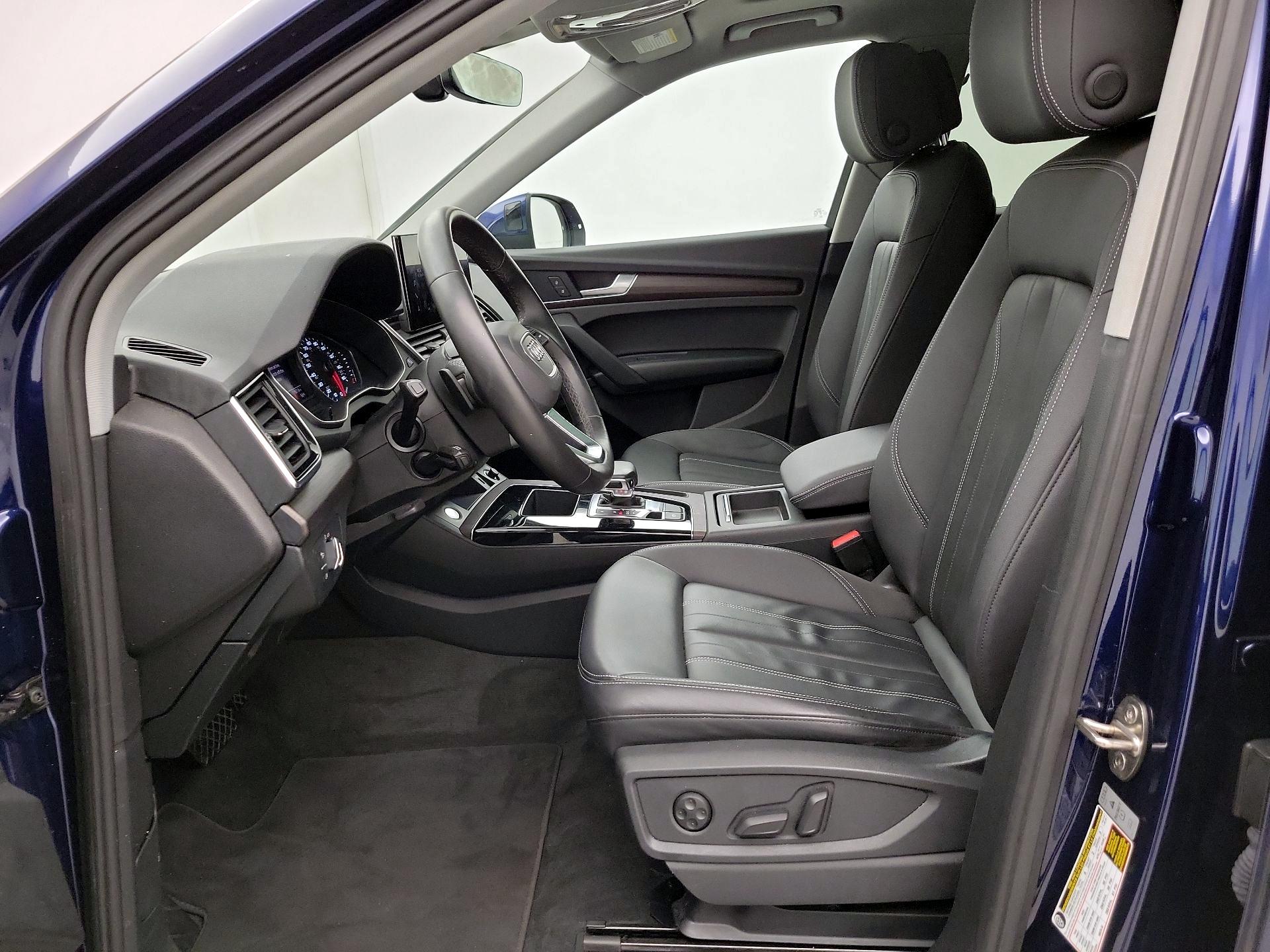 Thumbnail: 2021 Audi Q5 - 11