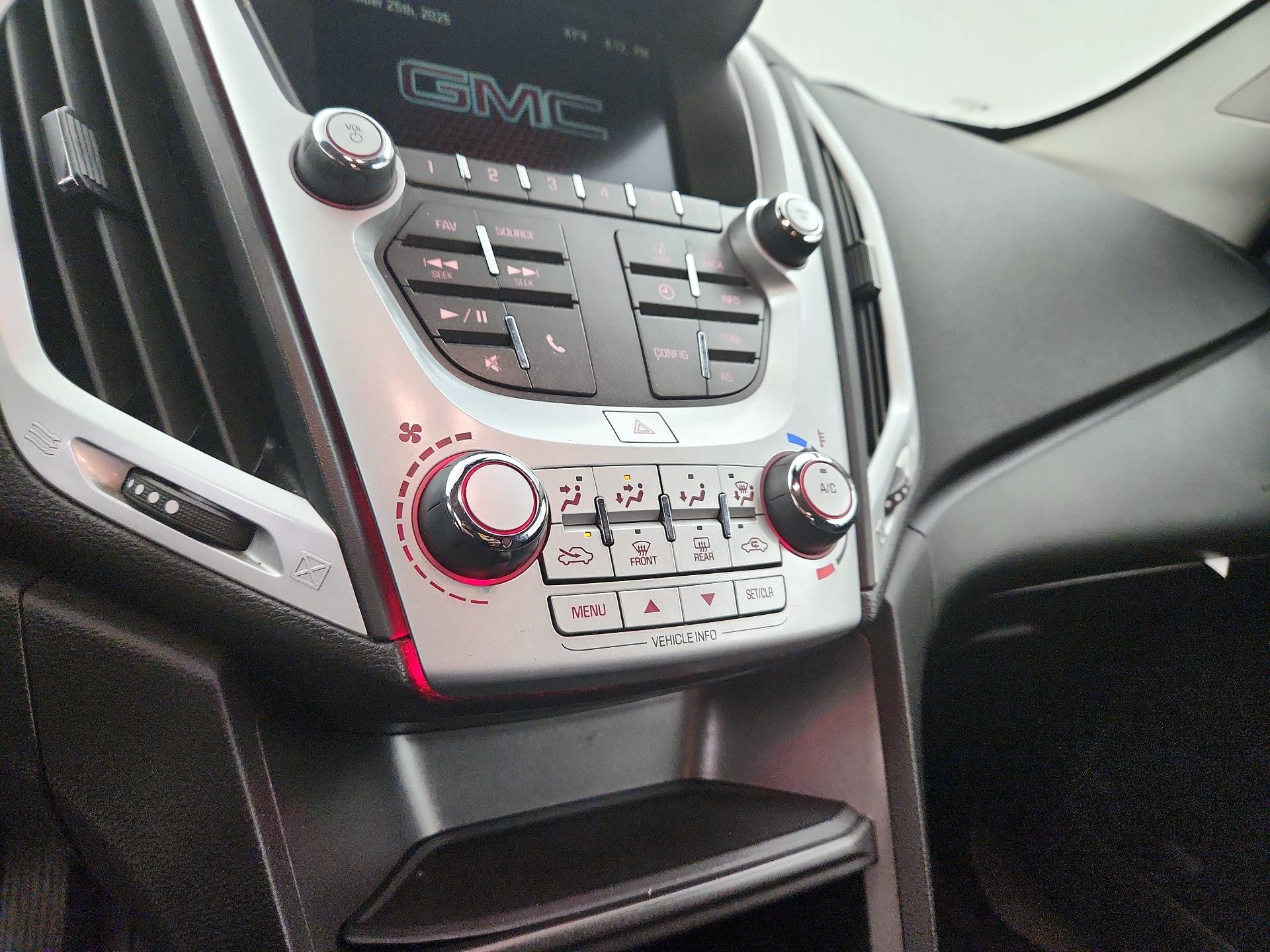 Thumbnail: 2017 GMC Terrain - 15