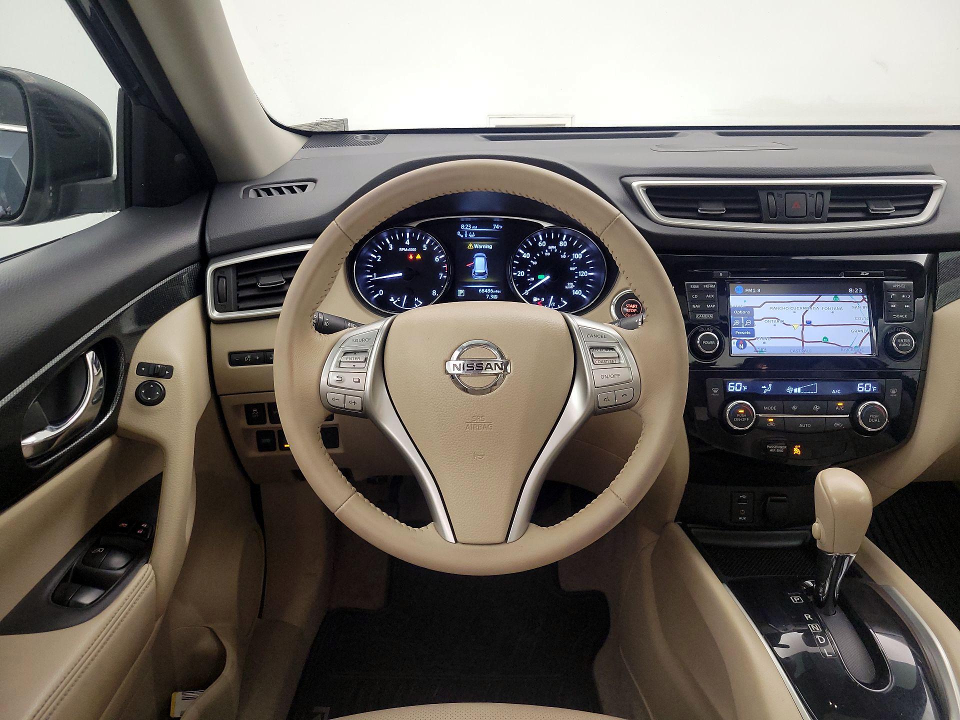 Thumbnail: 2015 Nissan Rogue - 10