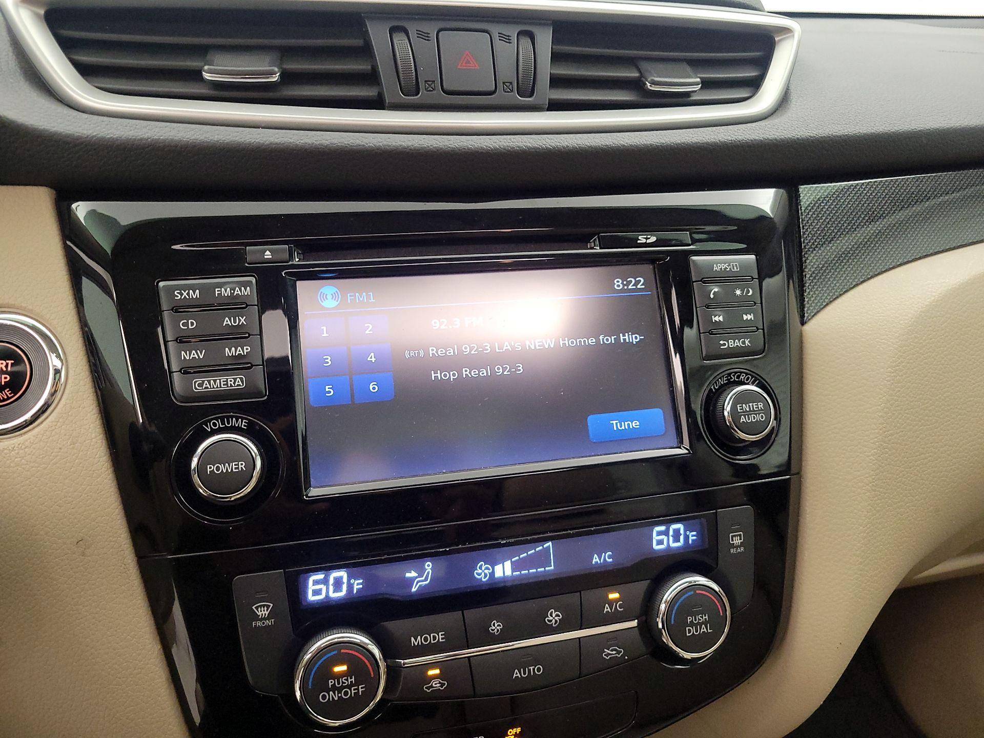 Thumbnail: 2015 Nissan Rogue - 16