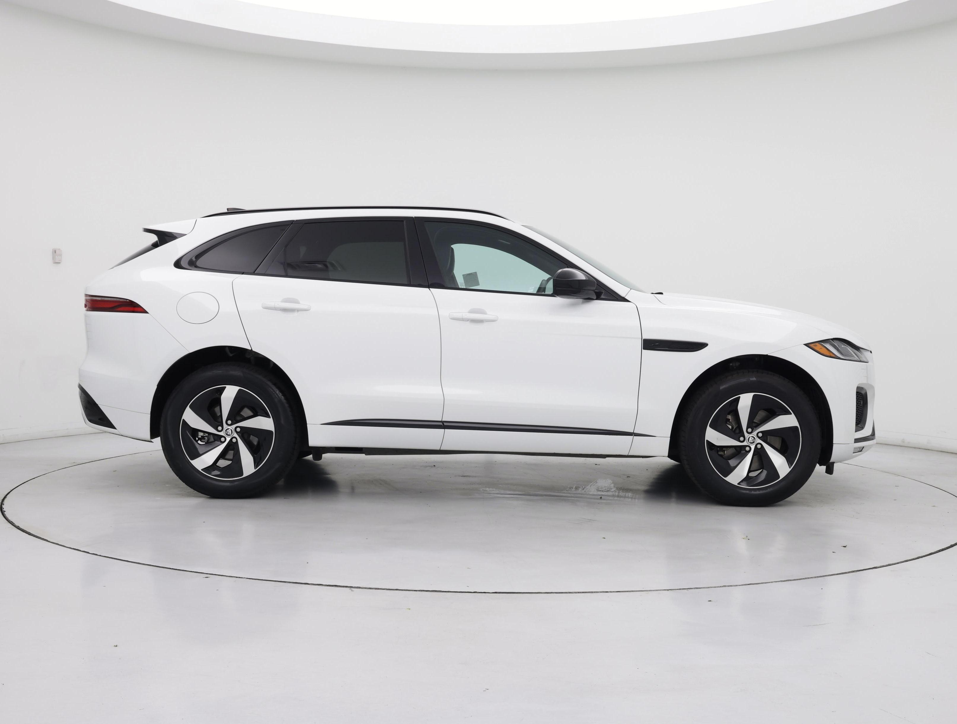 Thumbnail: 2025 Jaguar F-Pace - 7