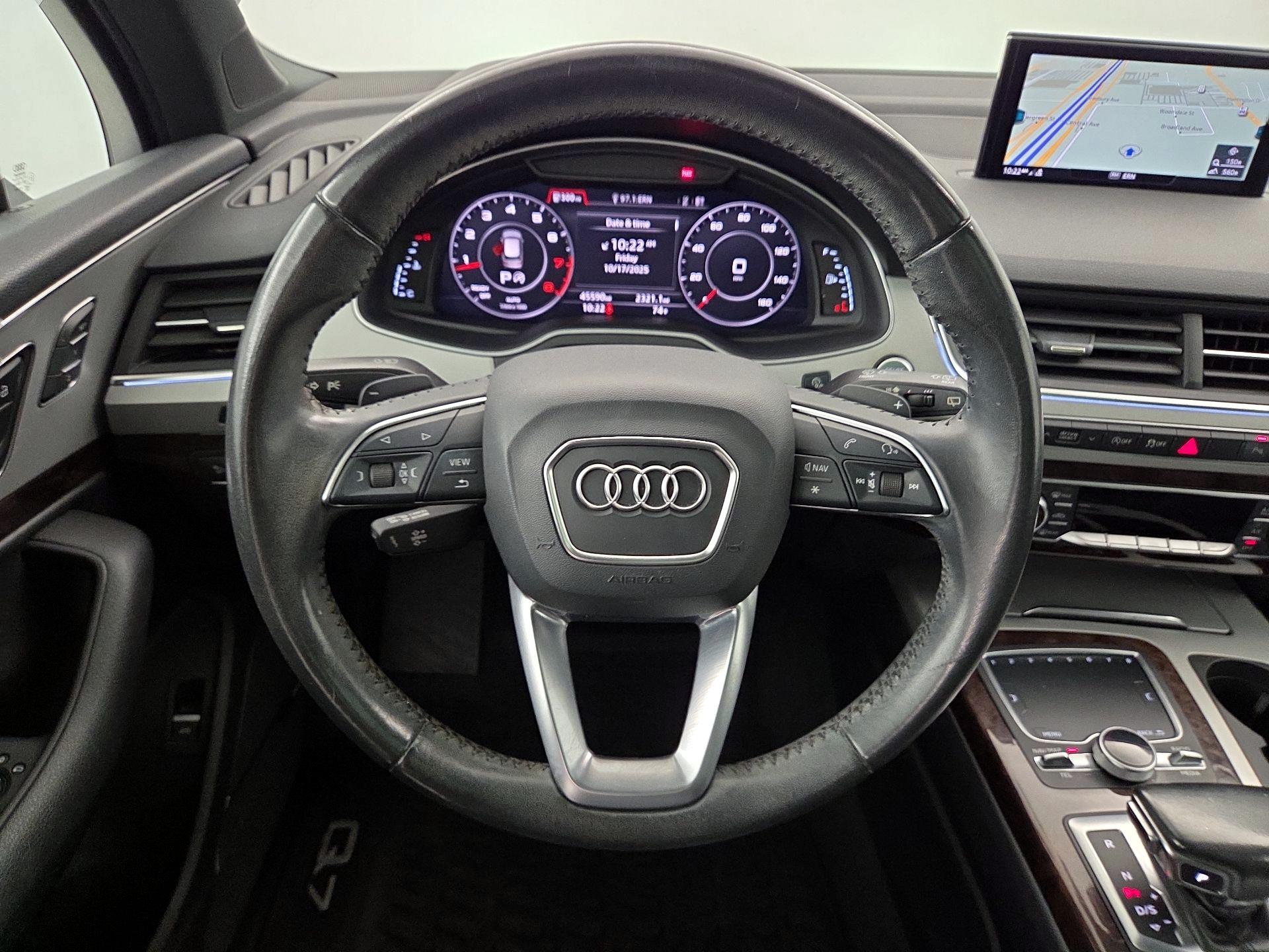 Thumbnail: 2019 Audi Q7 - 10