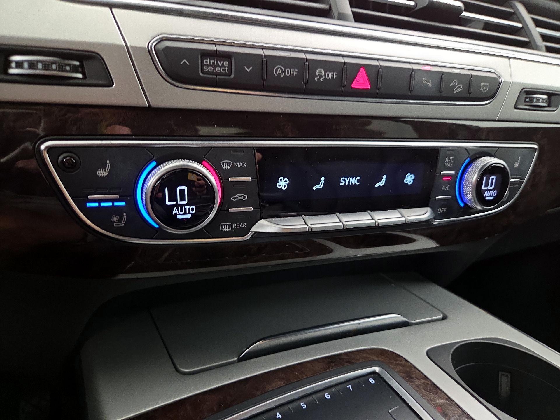 Thumbnail: 2019 Audi Q7 - 17