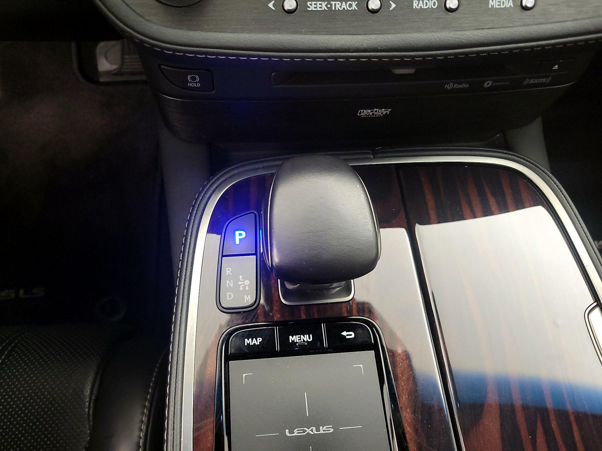 Thumbnail: 2019 Lexus LS - 18