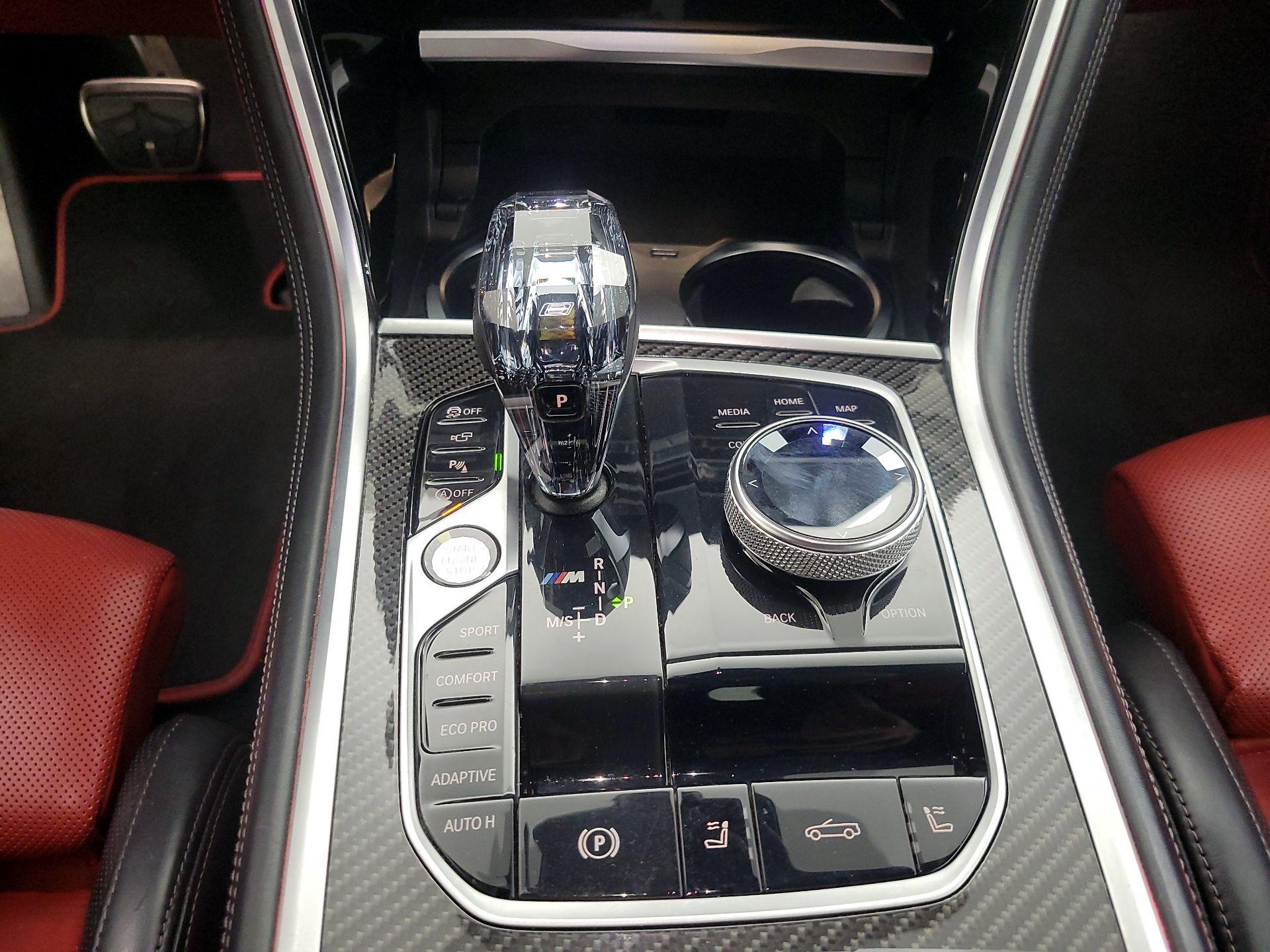 Thumbnail: 2022 BMW 8 Series - 18