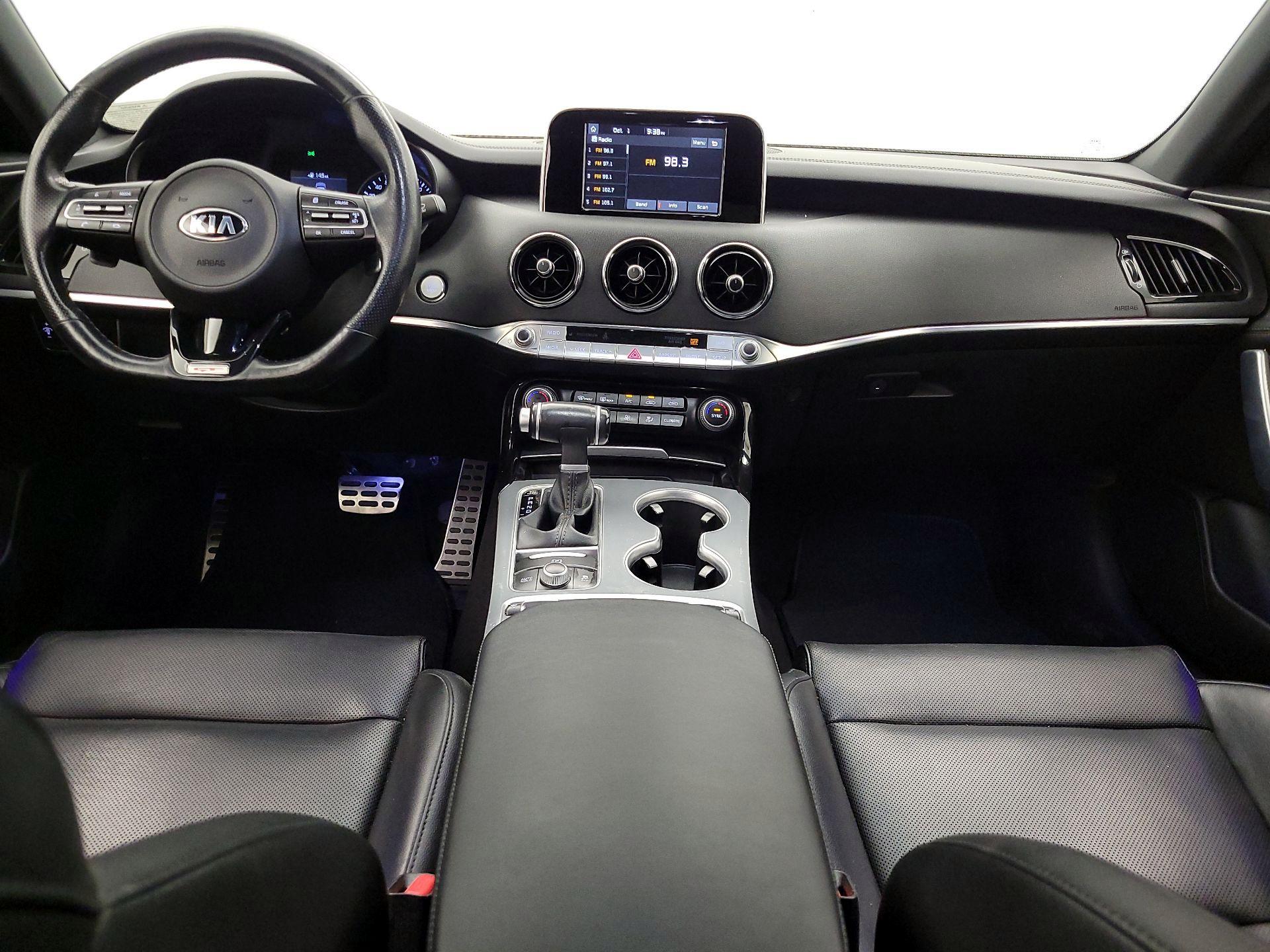 Thumbnail: 2019 Kia Stinger - 9