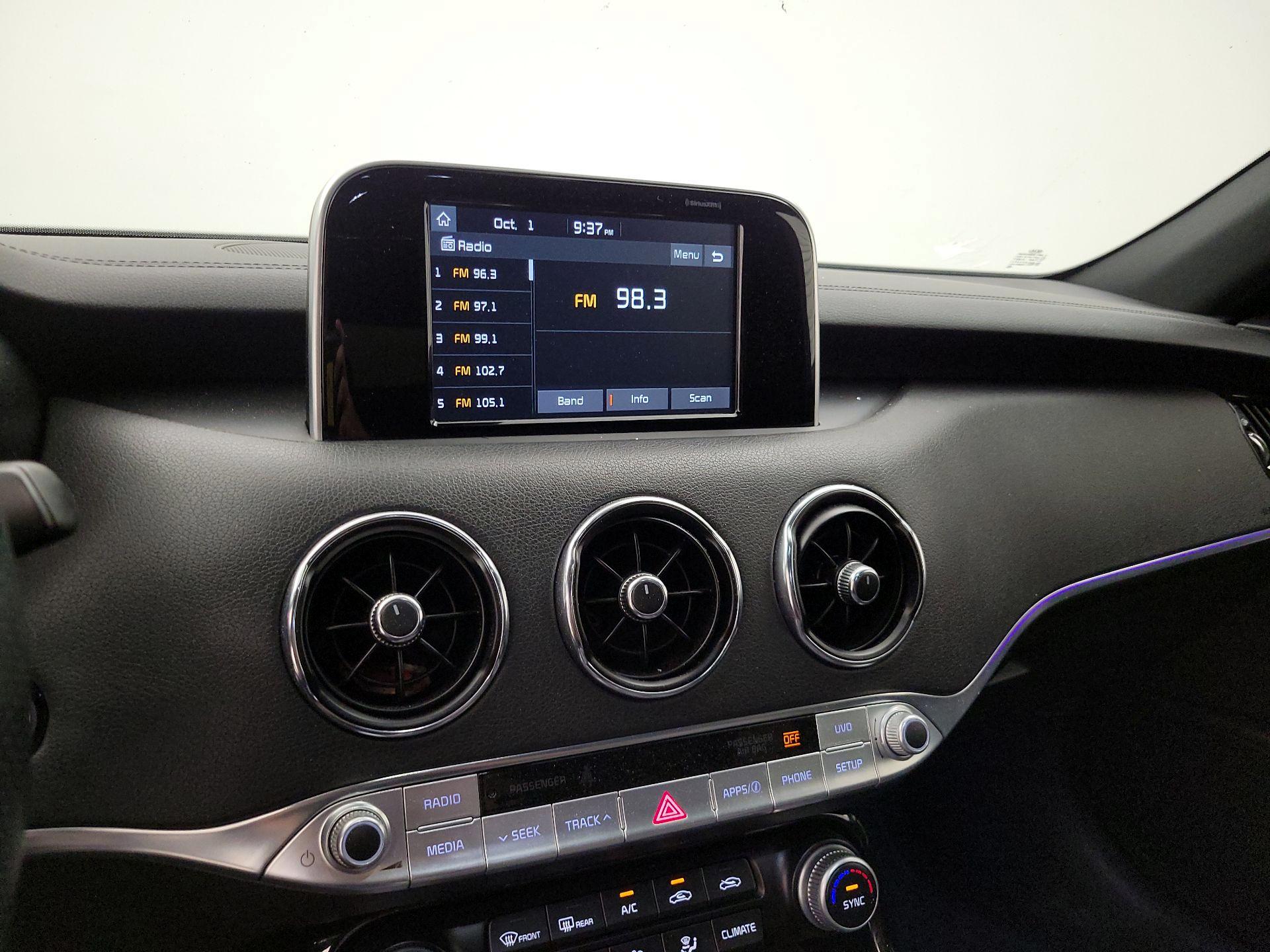 Thumbnail: 2019 Kia Stinger - 15