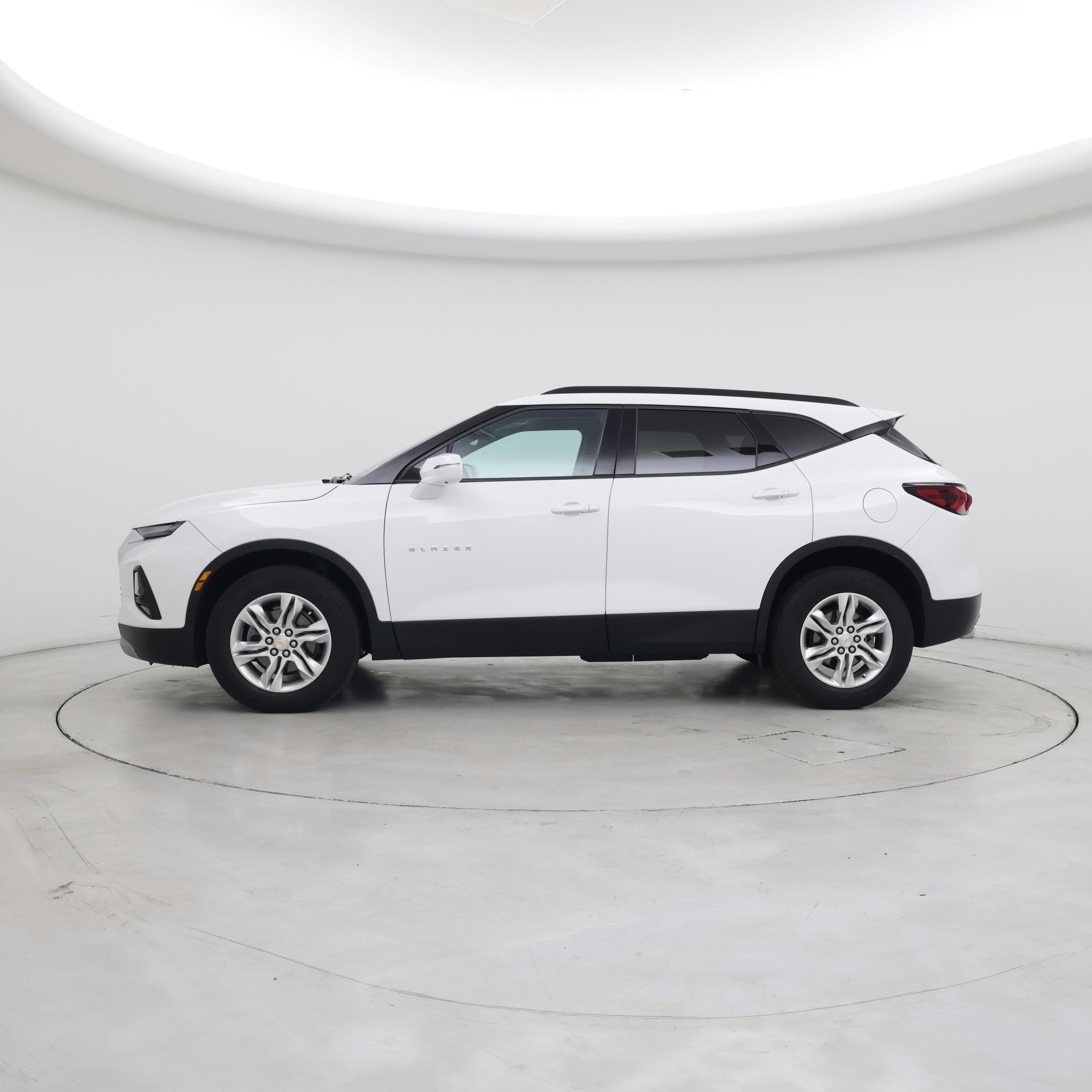Thumbnail: 2020 Chevrolet Blazer - 3