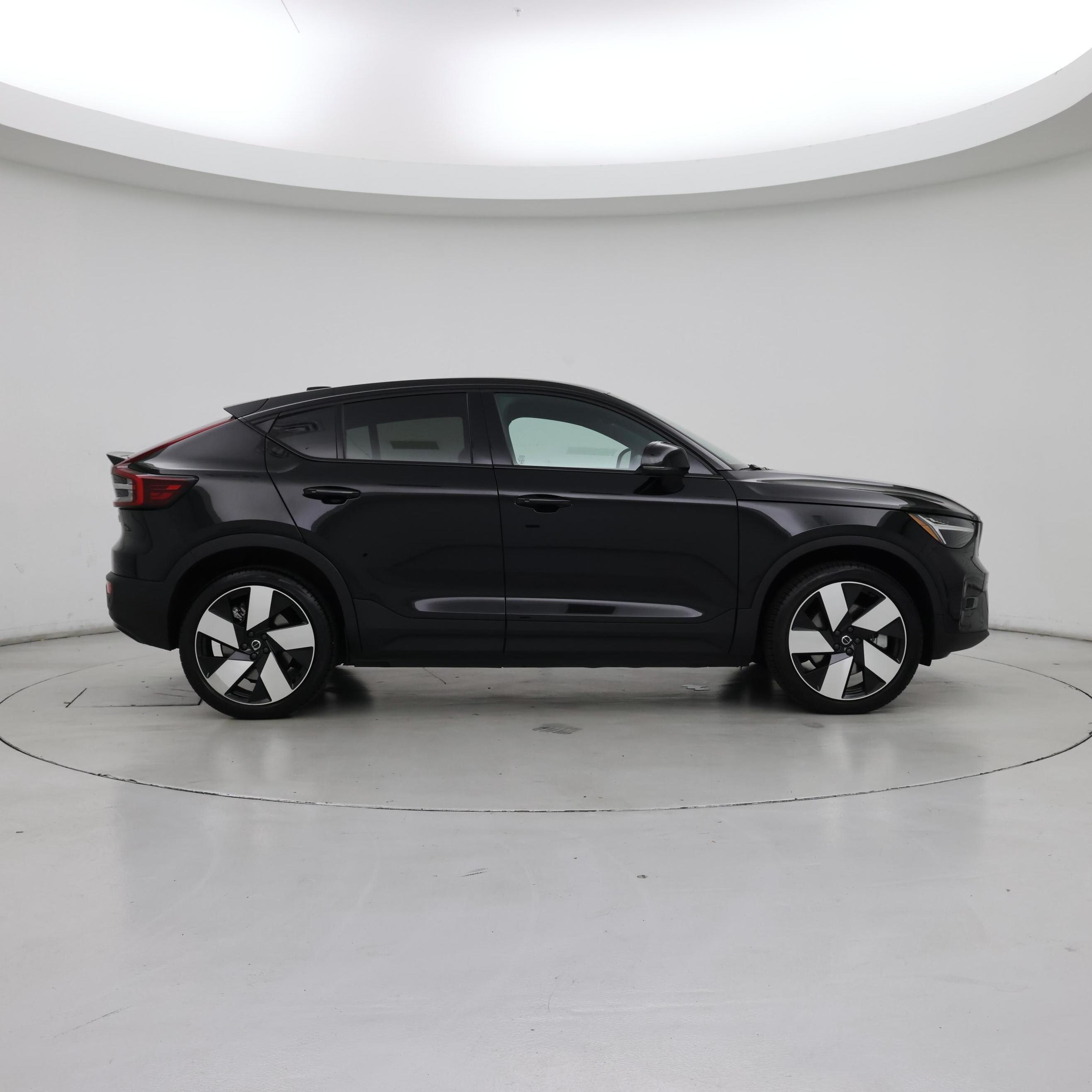 Thumbnail: 2022 Volvo C40 - 7