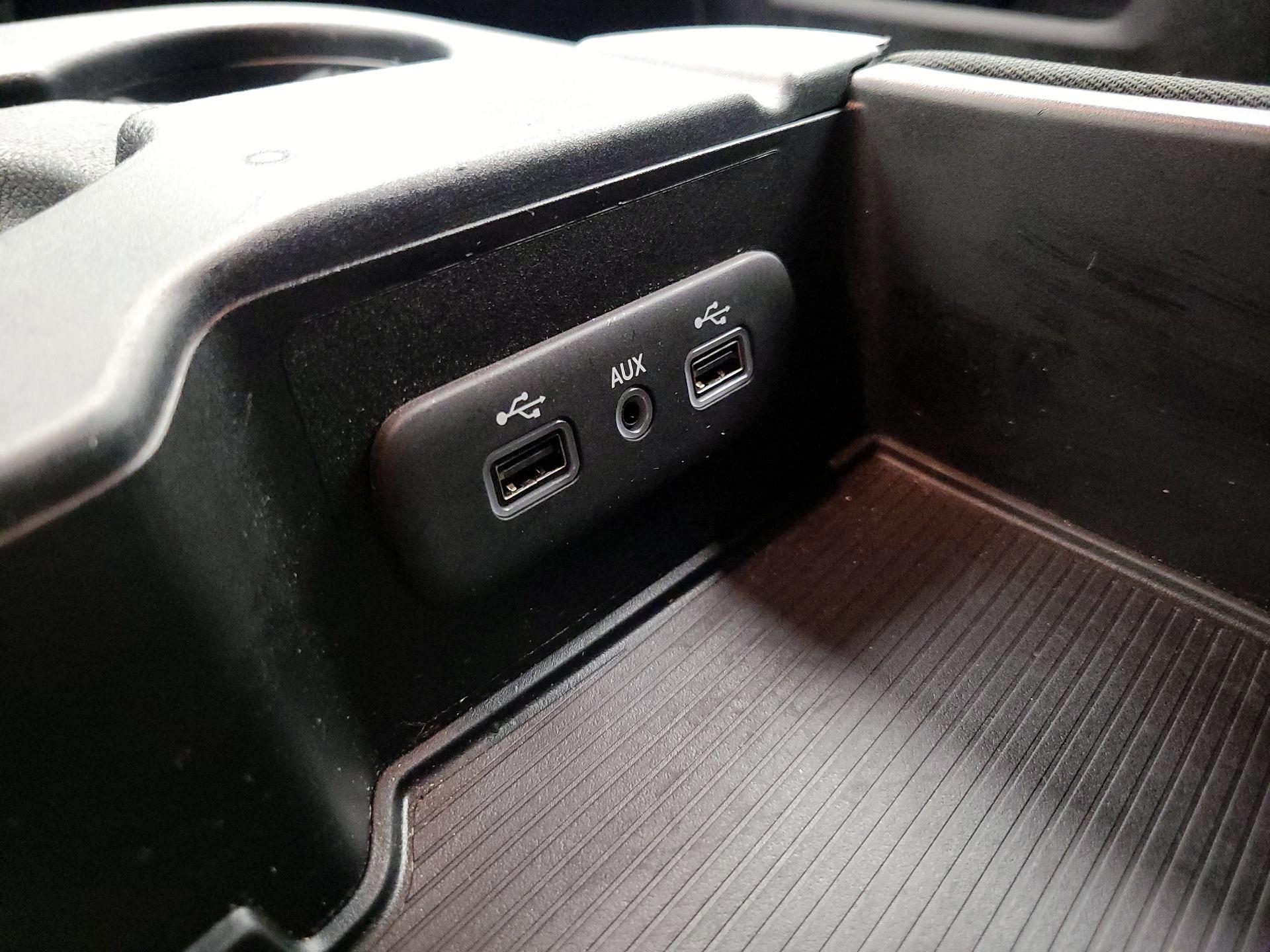 Thumbnail: 2021 RAM 1500 Classic - 18