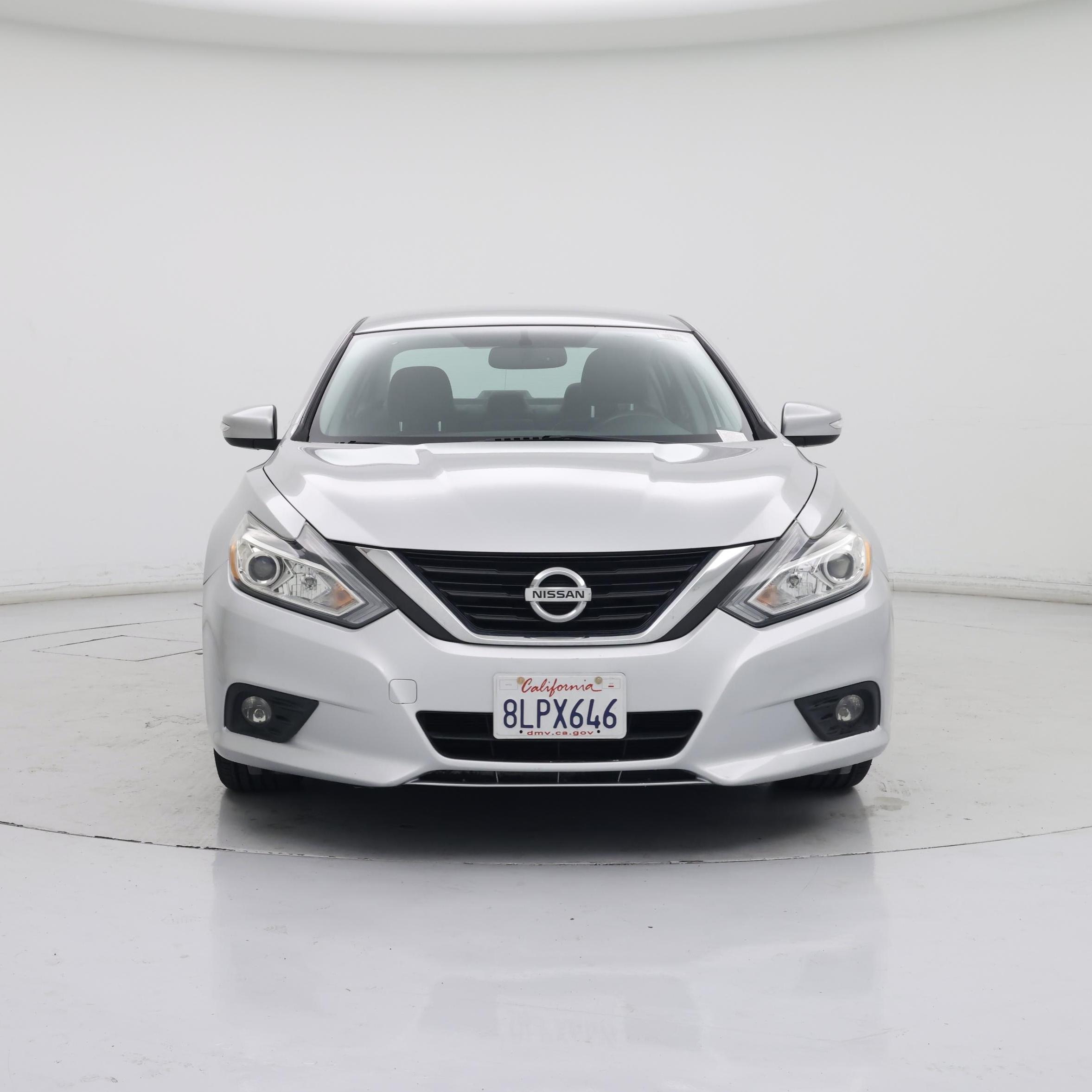 Thumbnail: 2018 Nissan Altima - 5