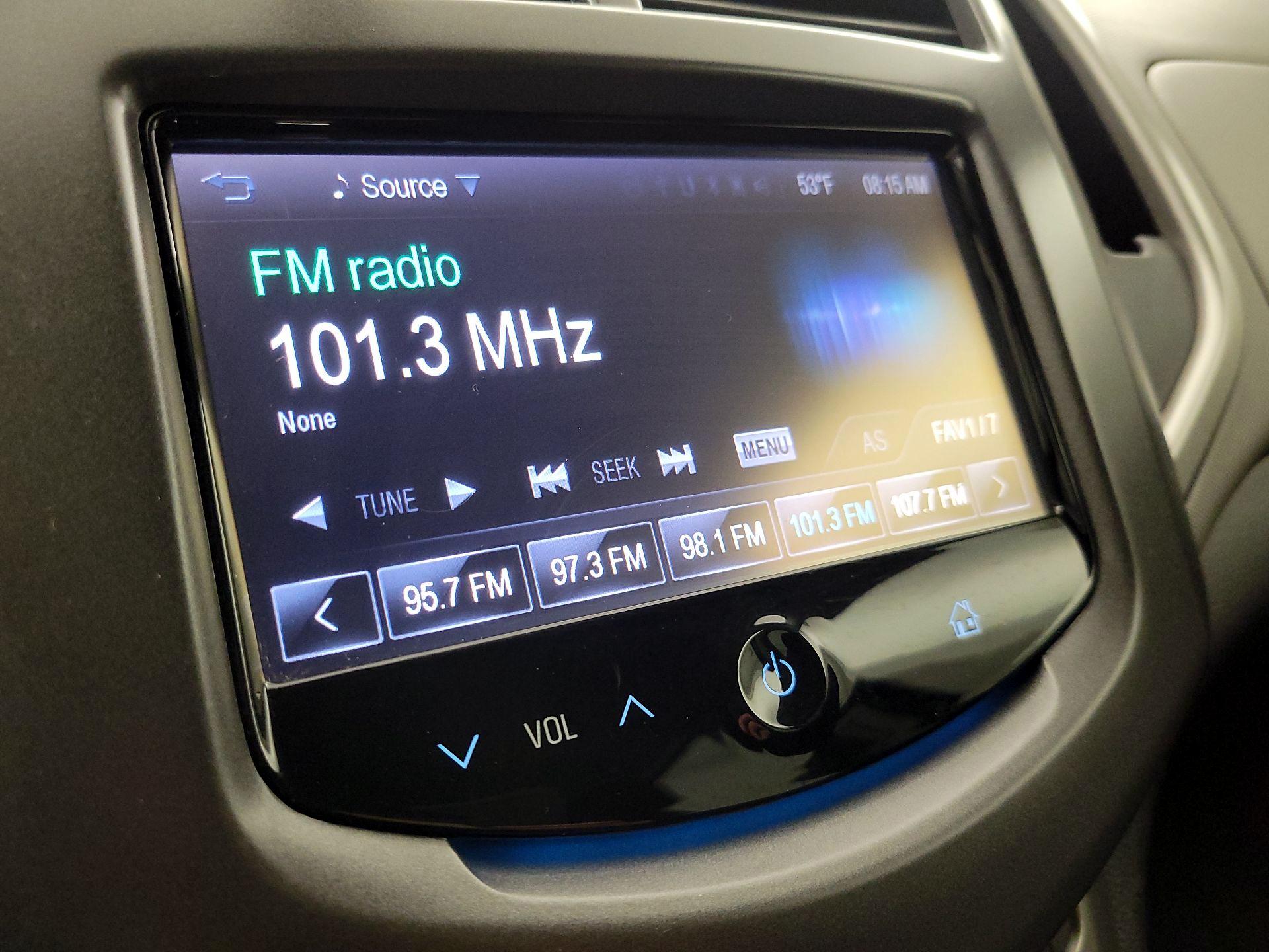 Thumbnail: 2015 Chevrolet Sonic - 14