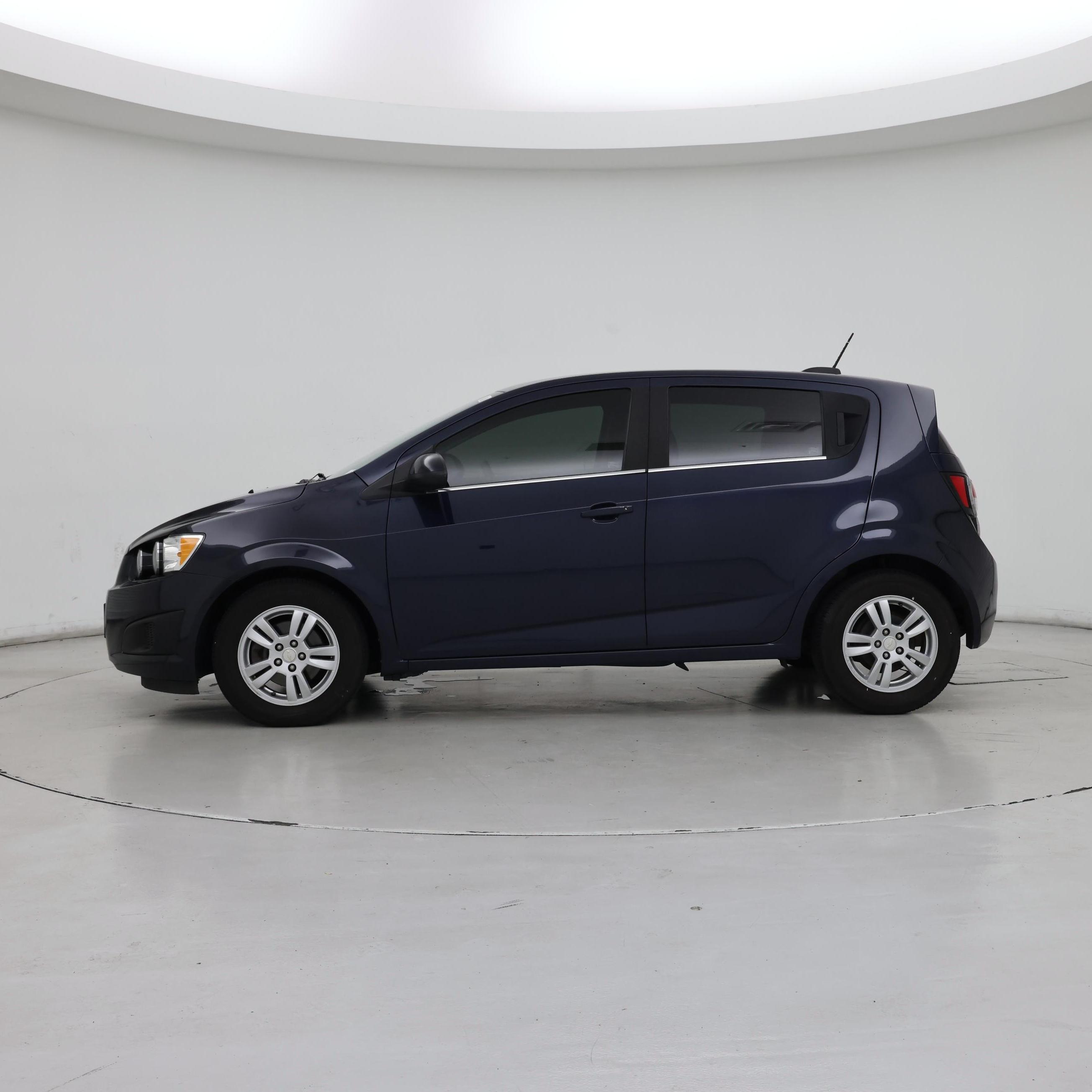 Thumbnail: 2015 Chevrolet Sonic - 3