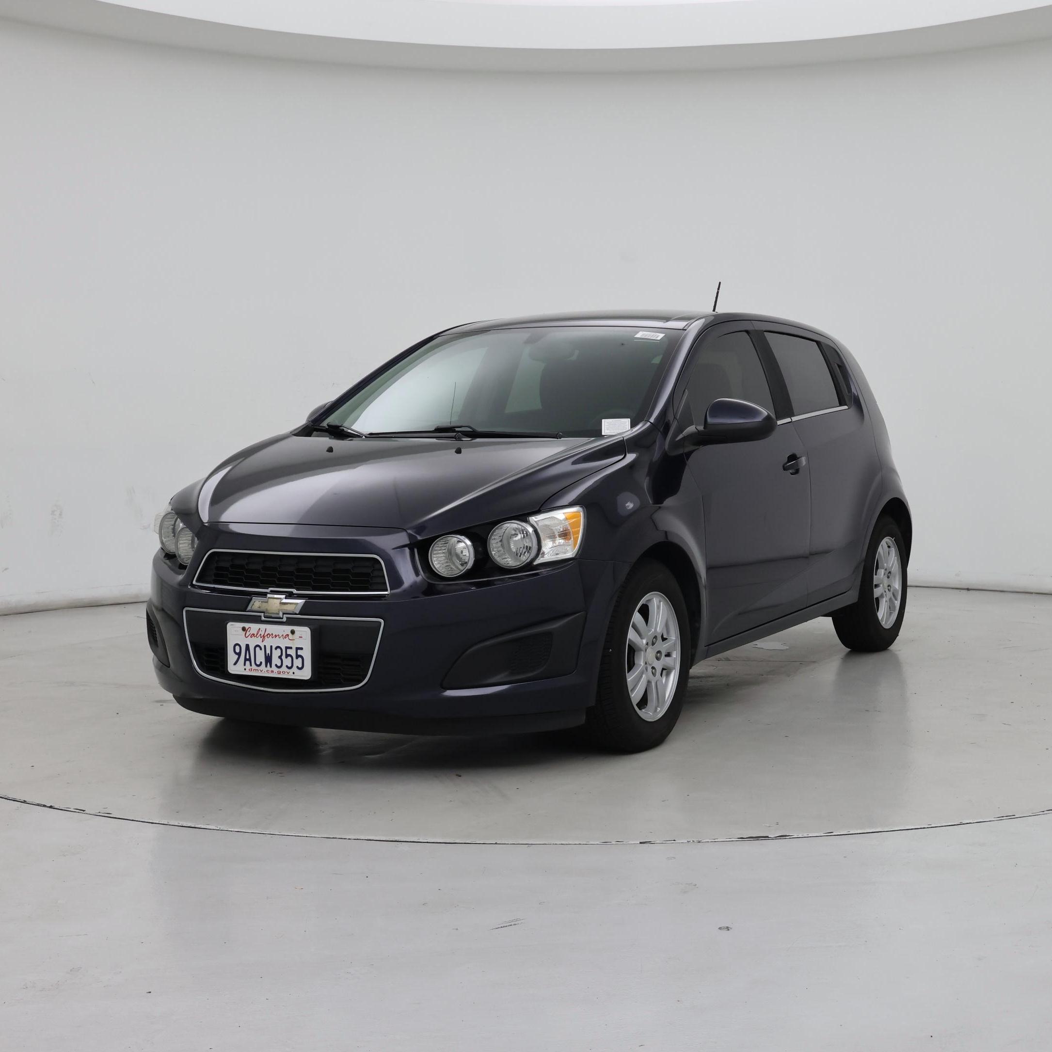 Thumbnail: 2015 Chevrolet Sonic - 4