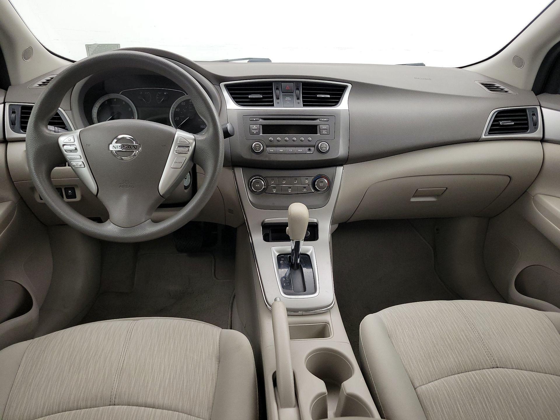 Thumbnail: 2014 Nissan Sentra - 9