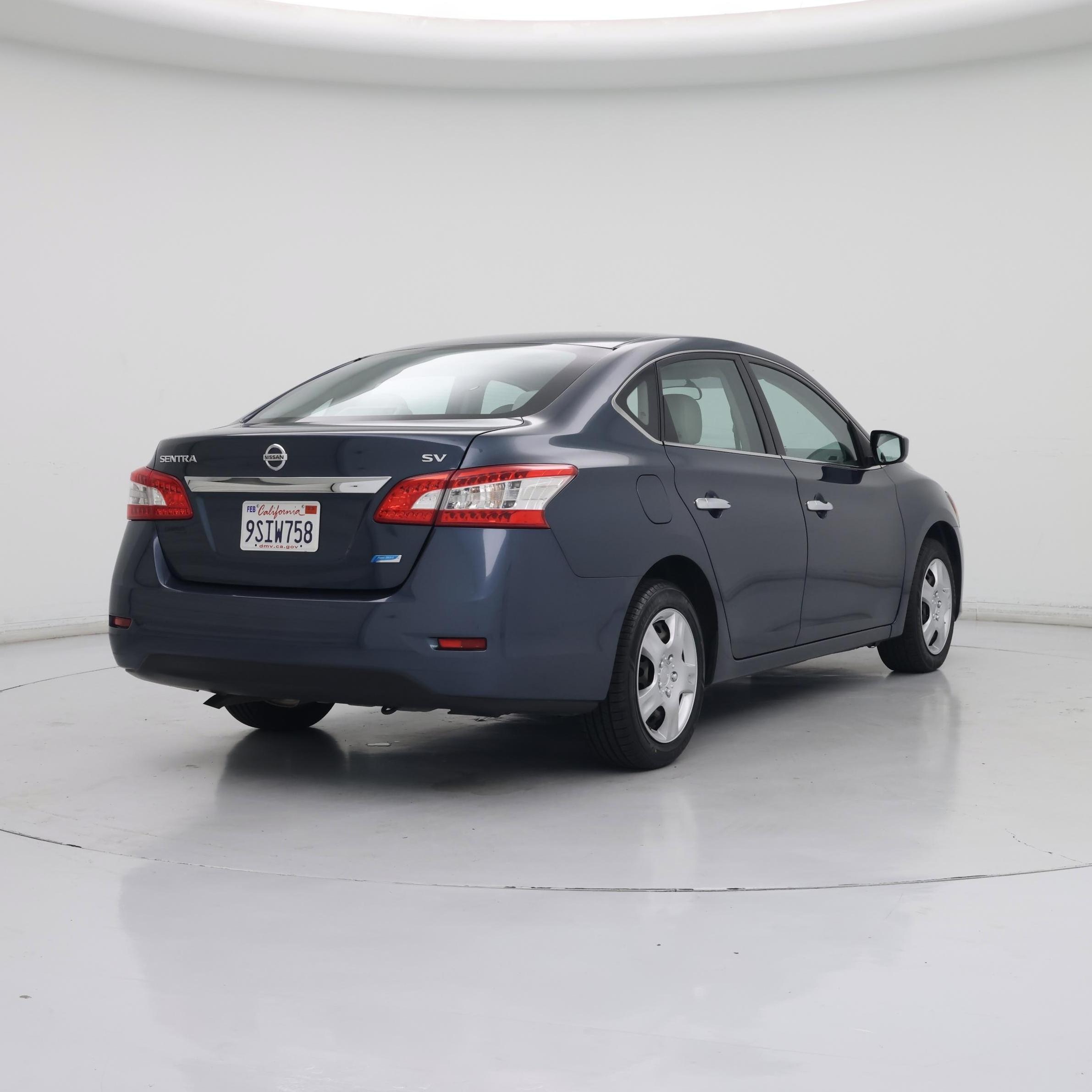 Thumbnail: 2014 Nissan Sentra - 8