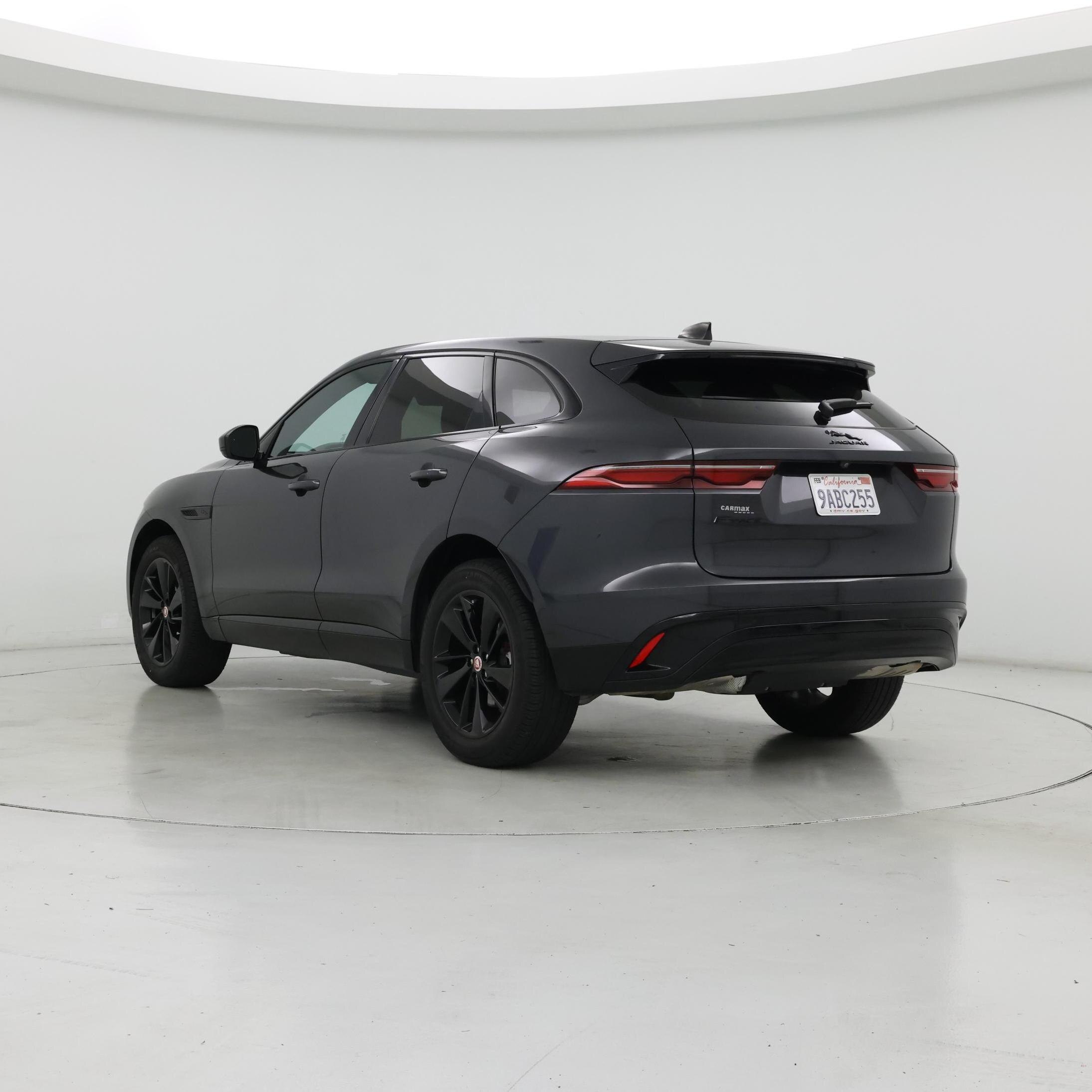 Thumbnail: 2022 Jaguar F-Pace - 2