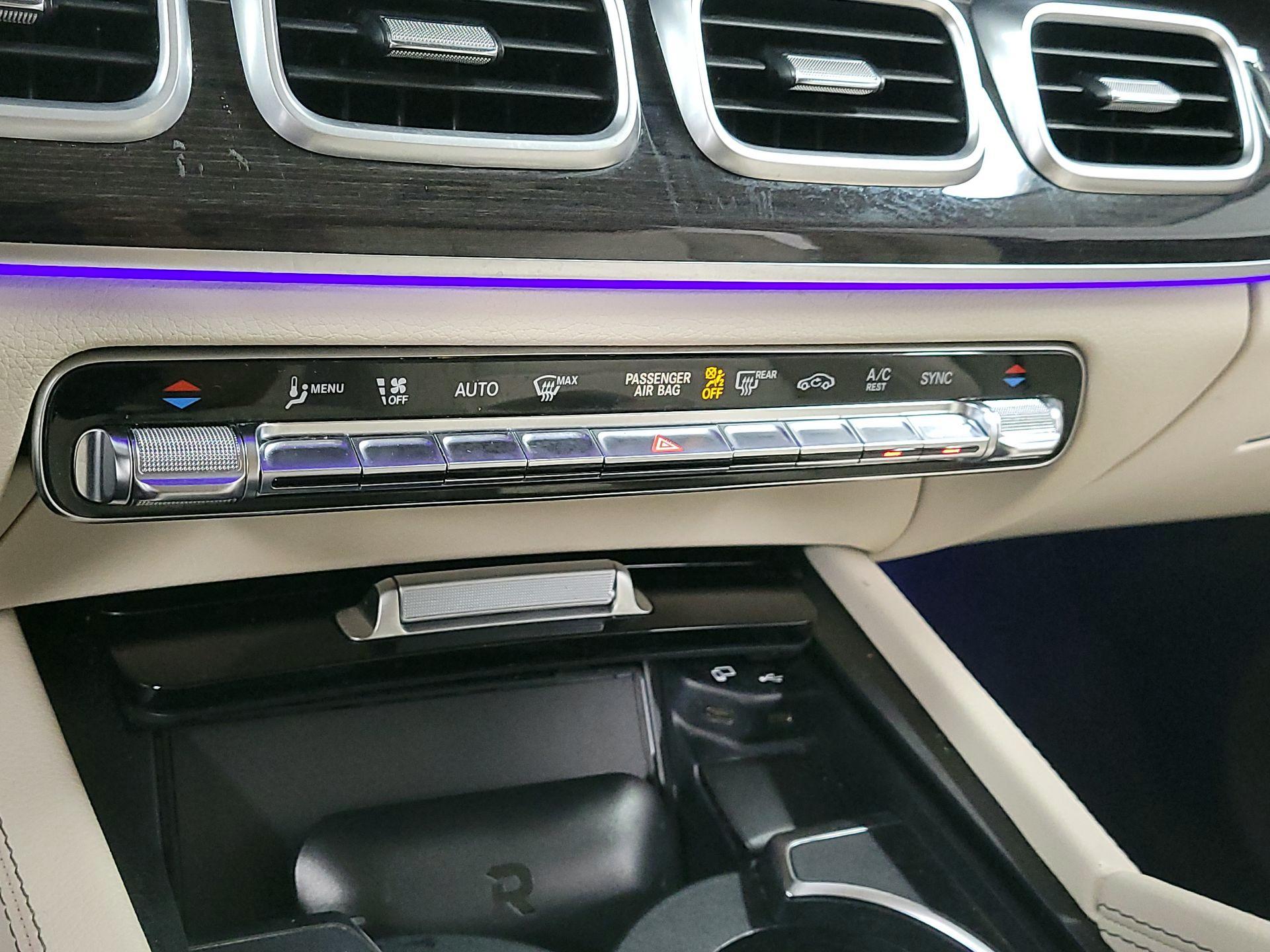 Thumbnail: 2020 Mercedes-Benz GLE - 15