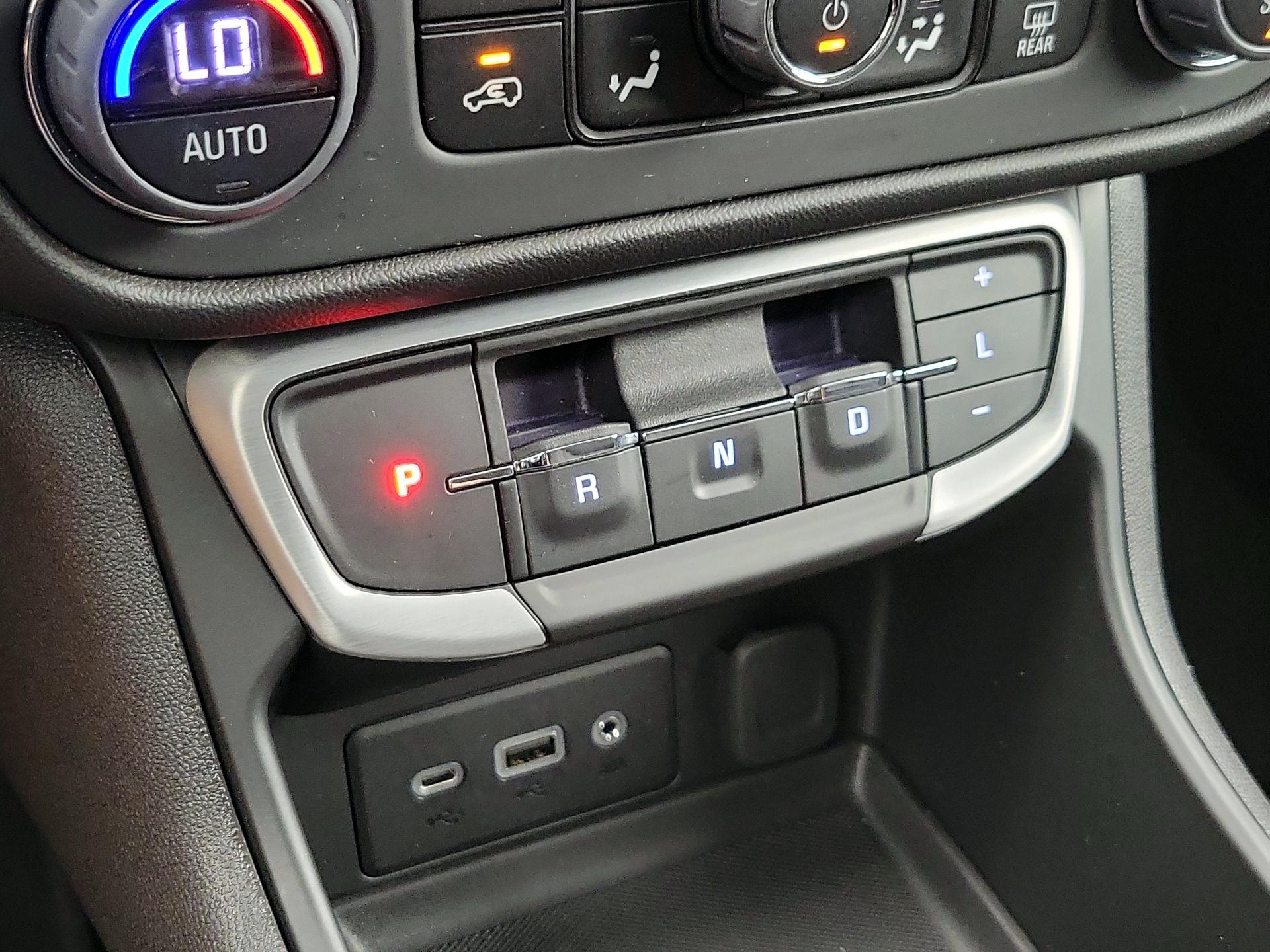 Thumbnail: 2024 GMC Terrain - 17