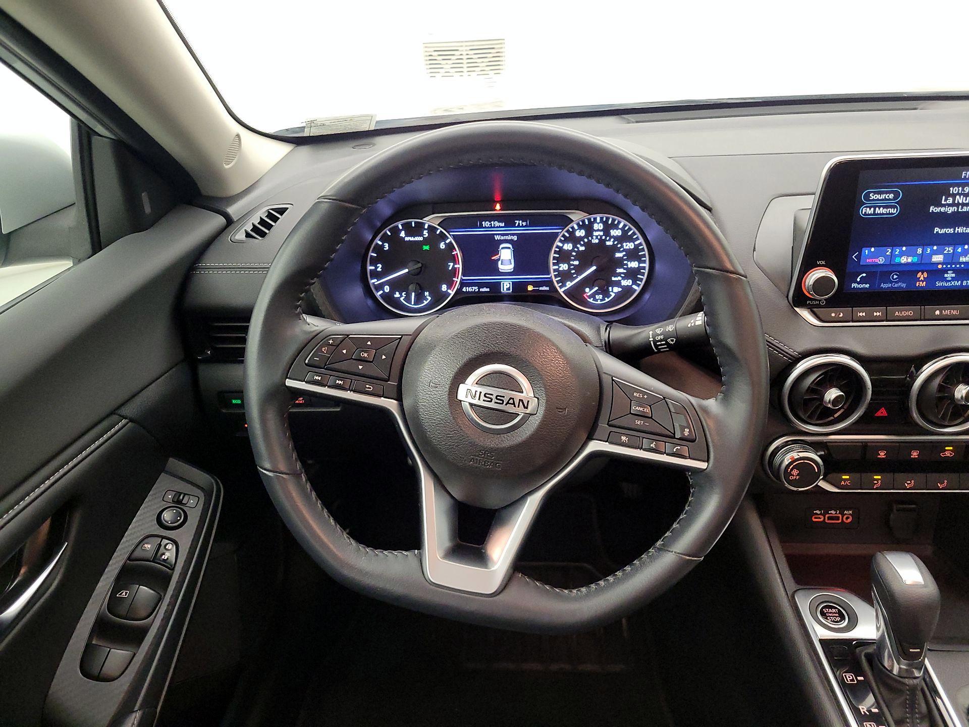 Thumbnail: 2022 Nissan Sentra - 10