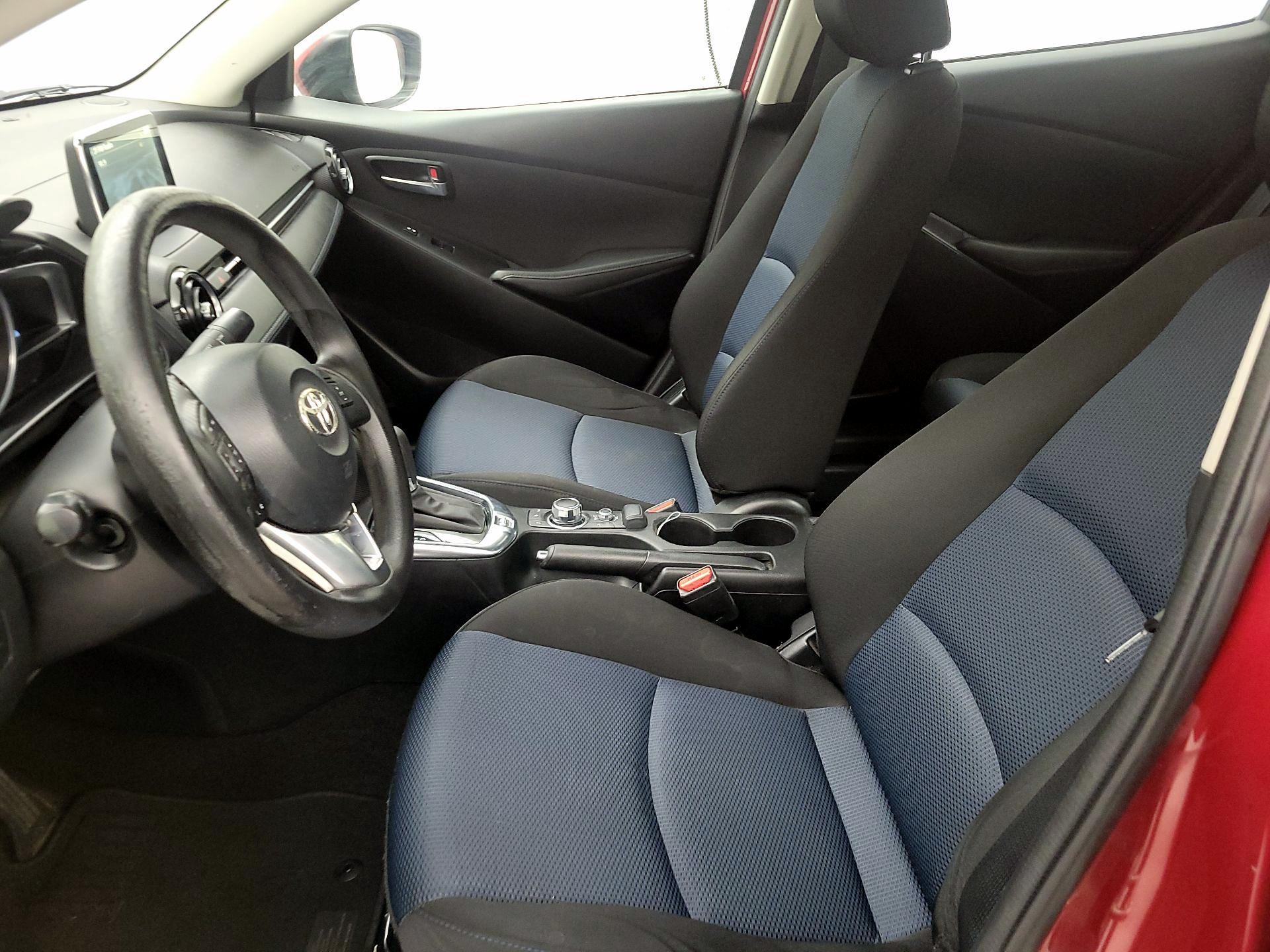 Thumbnail: 2018 Toyota Yaris iA - 11