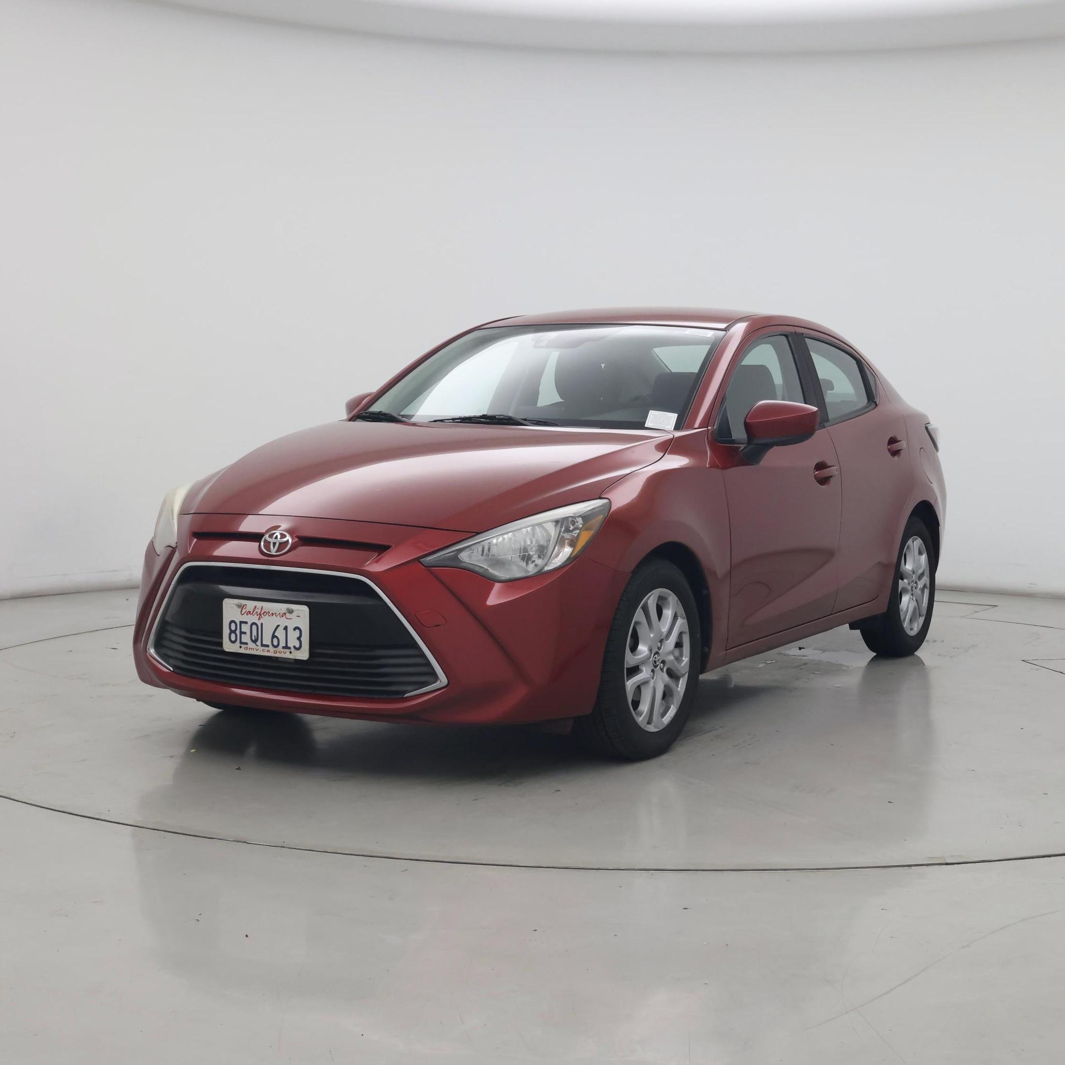 Thumbnail: 2018 Toyota Yaris iA - 4