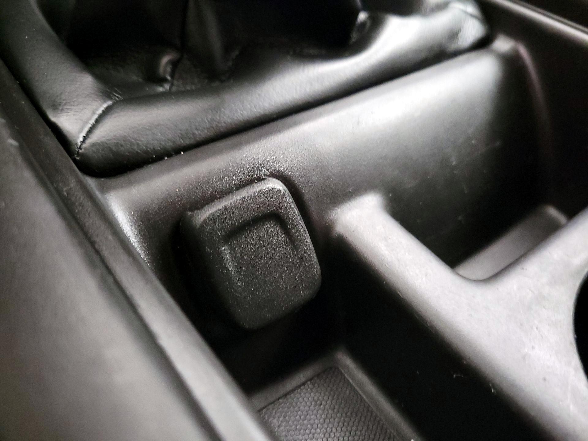 Thumbnail: 2018 Chevrolet Colorado - 18