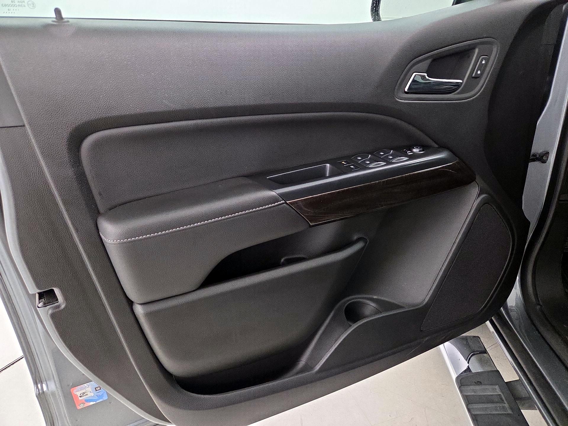 Thumbnail: 2018 GMC Canyon - 12