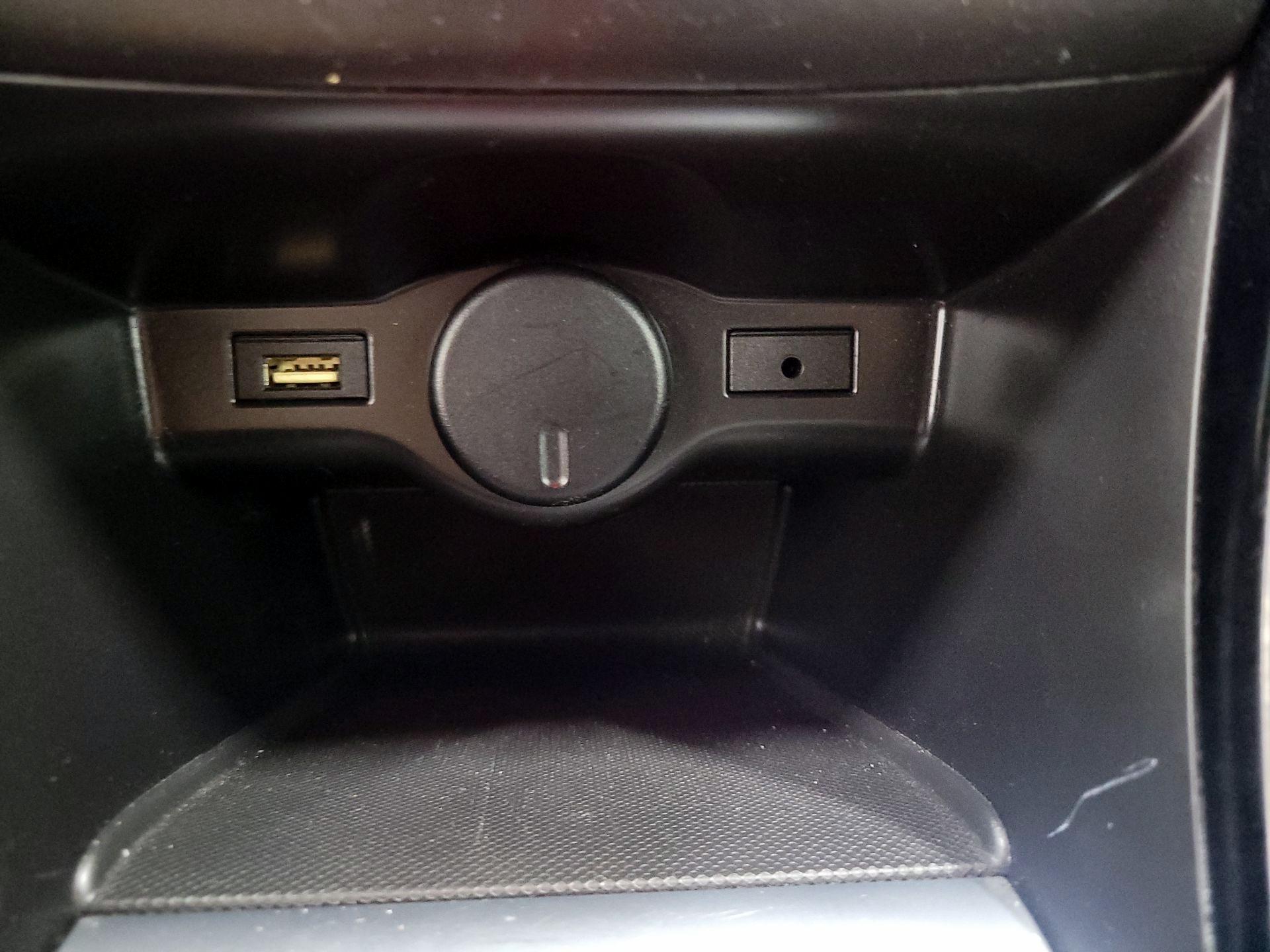 Thumbnail: 2016 Buick Cascada - 17