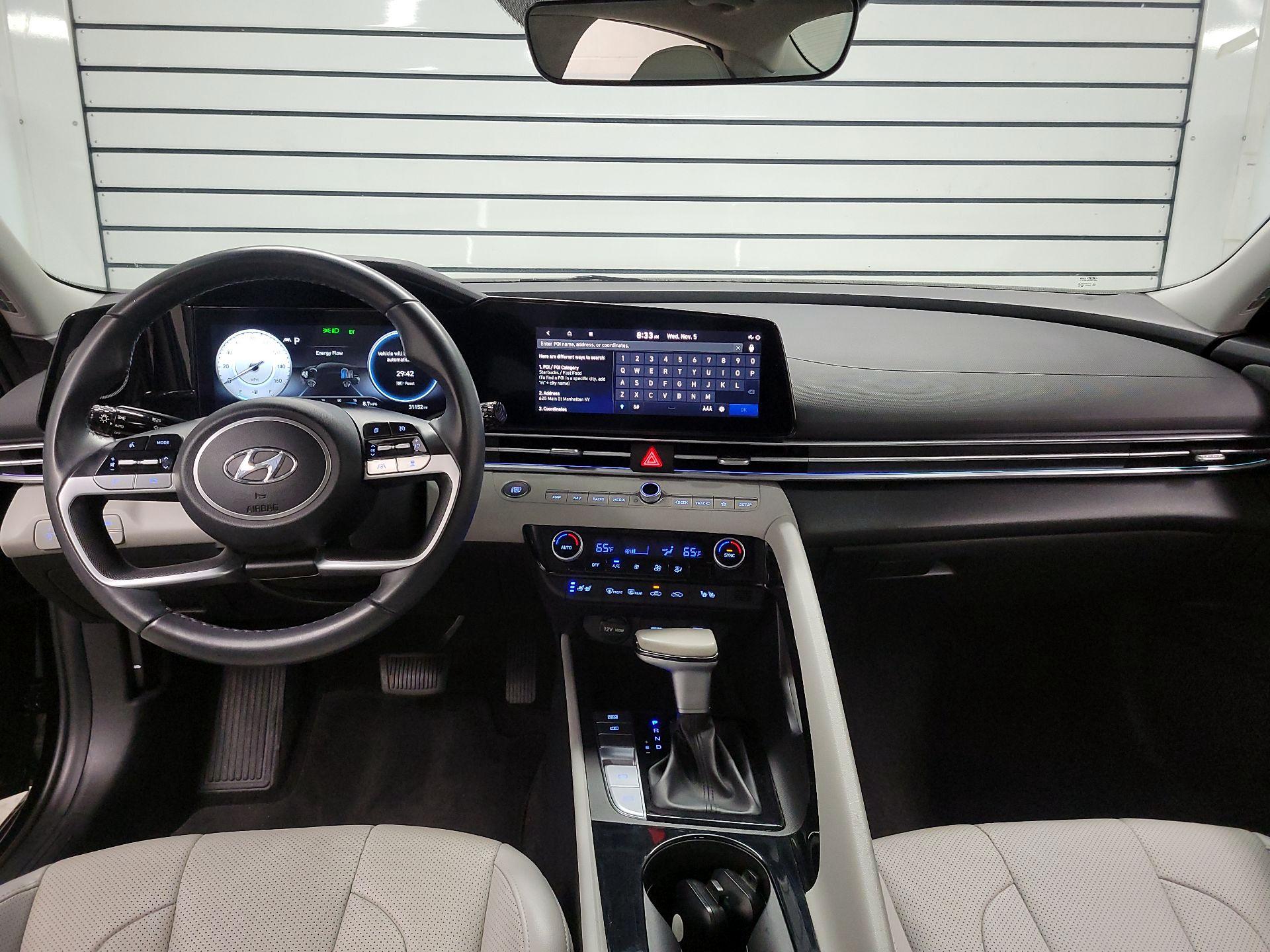 Thumbnail: 2023 Hyundai Elantra - 9