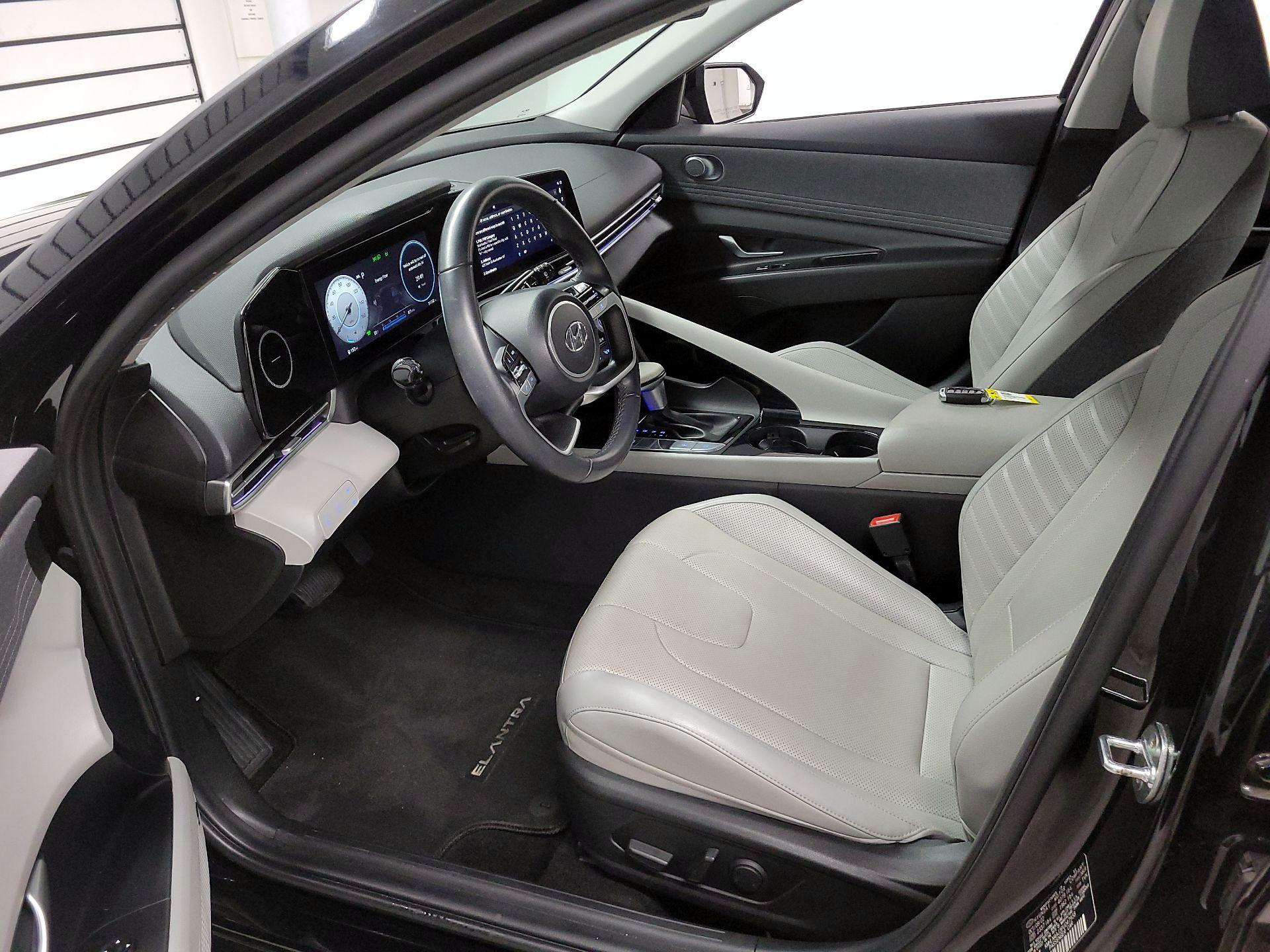 Thumbnail: 2023 Hyundai Elantra - 11