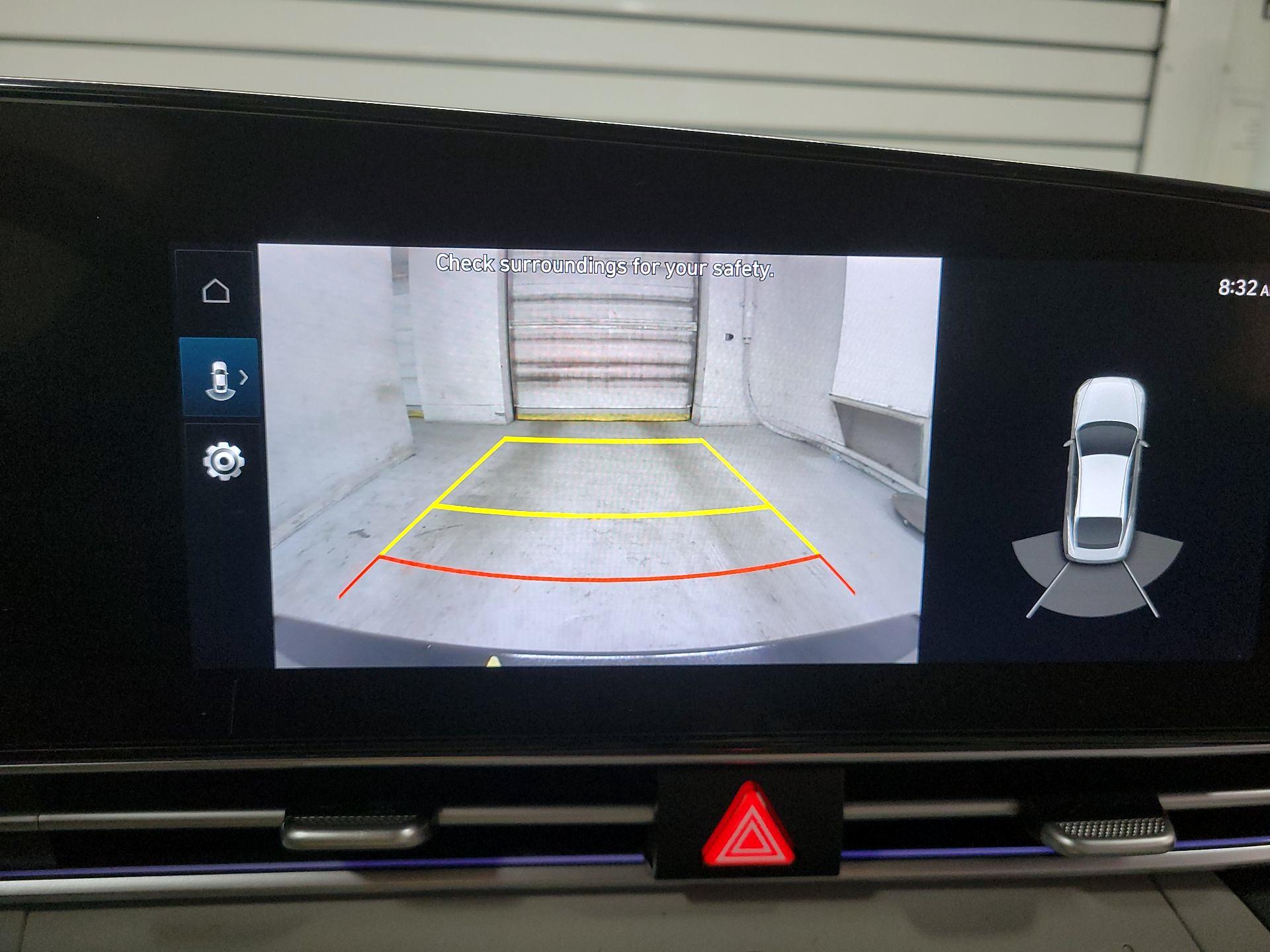 Thumbnail: 2023 Hyundai Elantra - 15