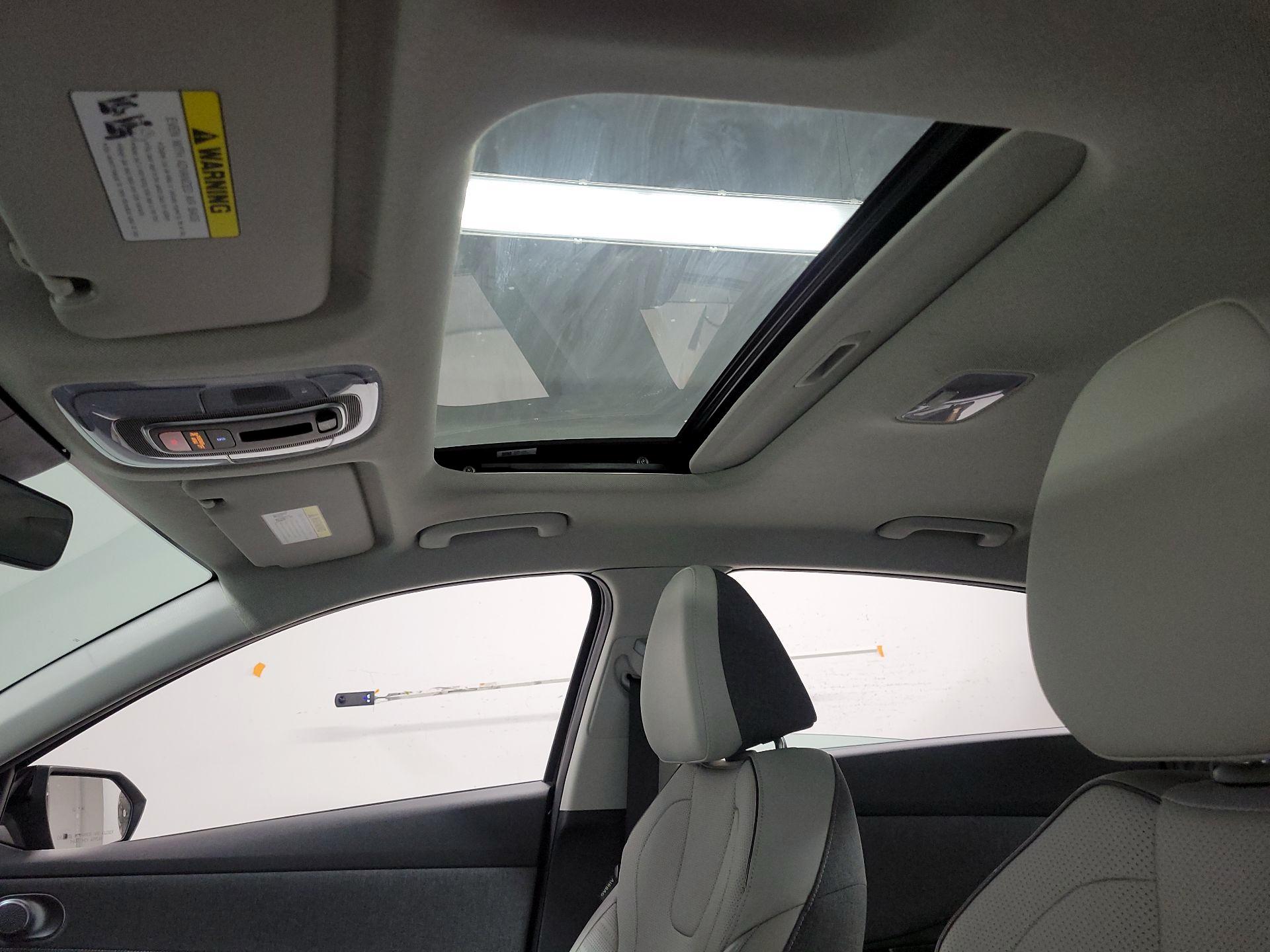 Thumbnail: 2023 Hyundai Elantra - 20